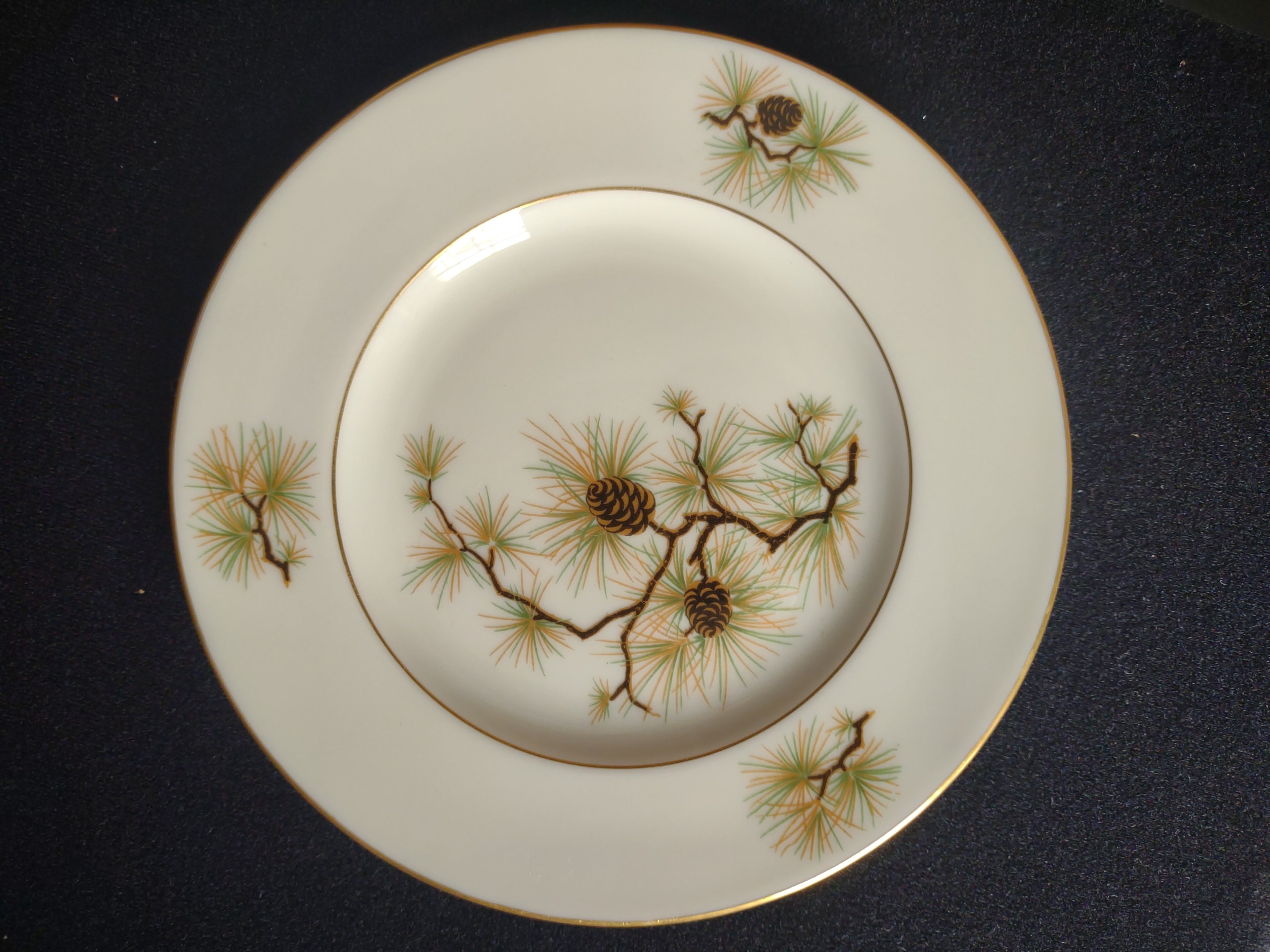 Vintage Lenox Pine W-331 Dessert or Bread Plate 6-1/4" (lot 1866)