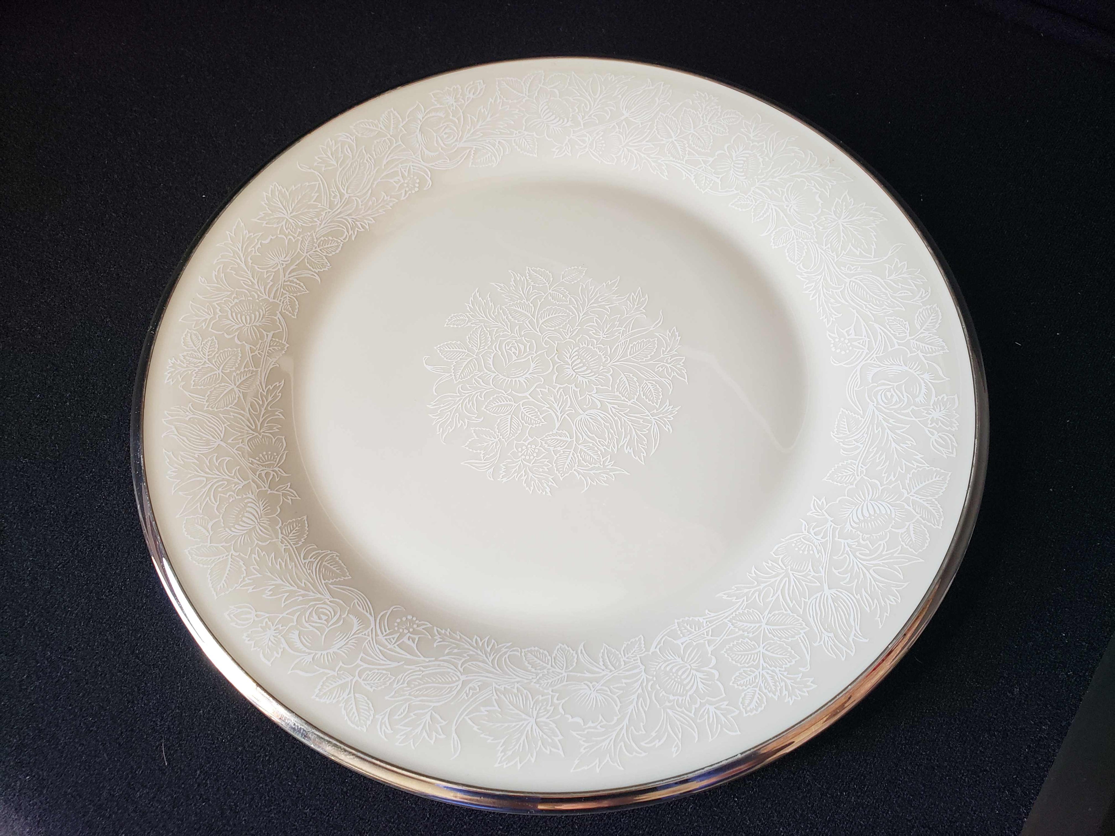 Vintage Lenox Dinner Plate Moonspun 10-3/4" (lot 1979)