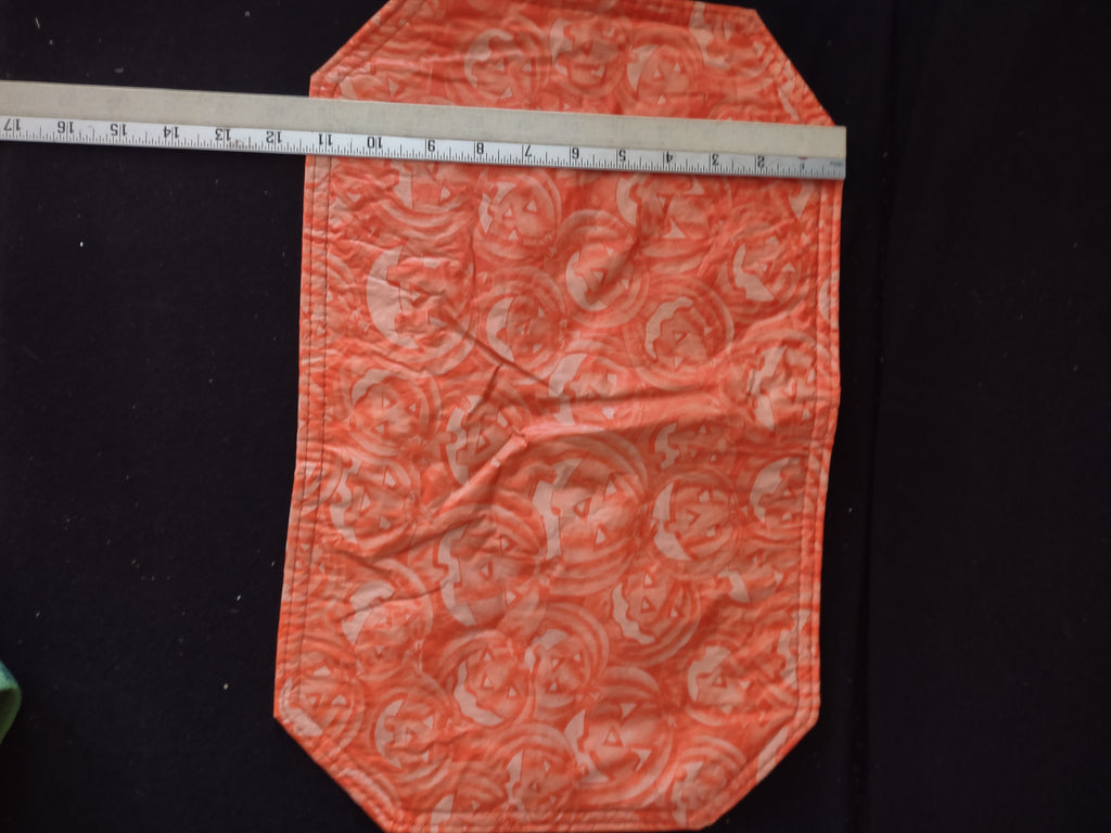 Halloween Jack O Lantern Reversible Plastic Place Mats Set Of 4 (Lot 3657)
