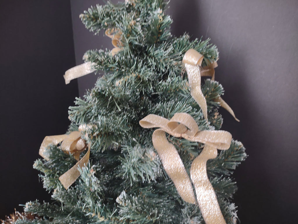 Christmas Holiday Small 20" Tree Gold Garland (lot 1284)