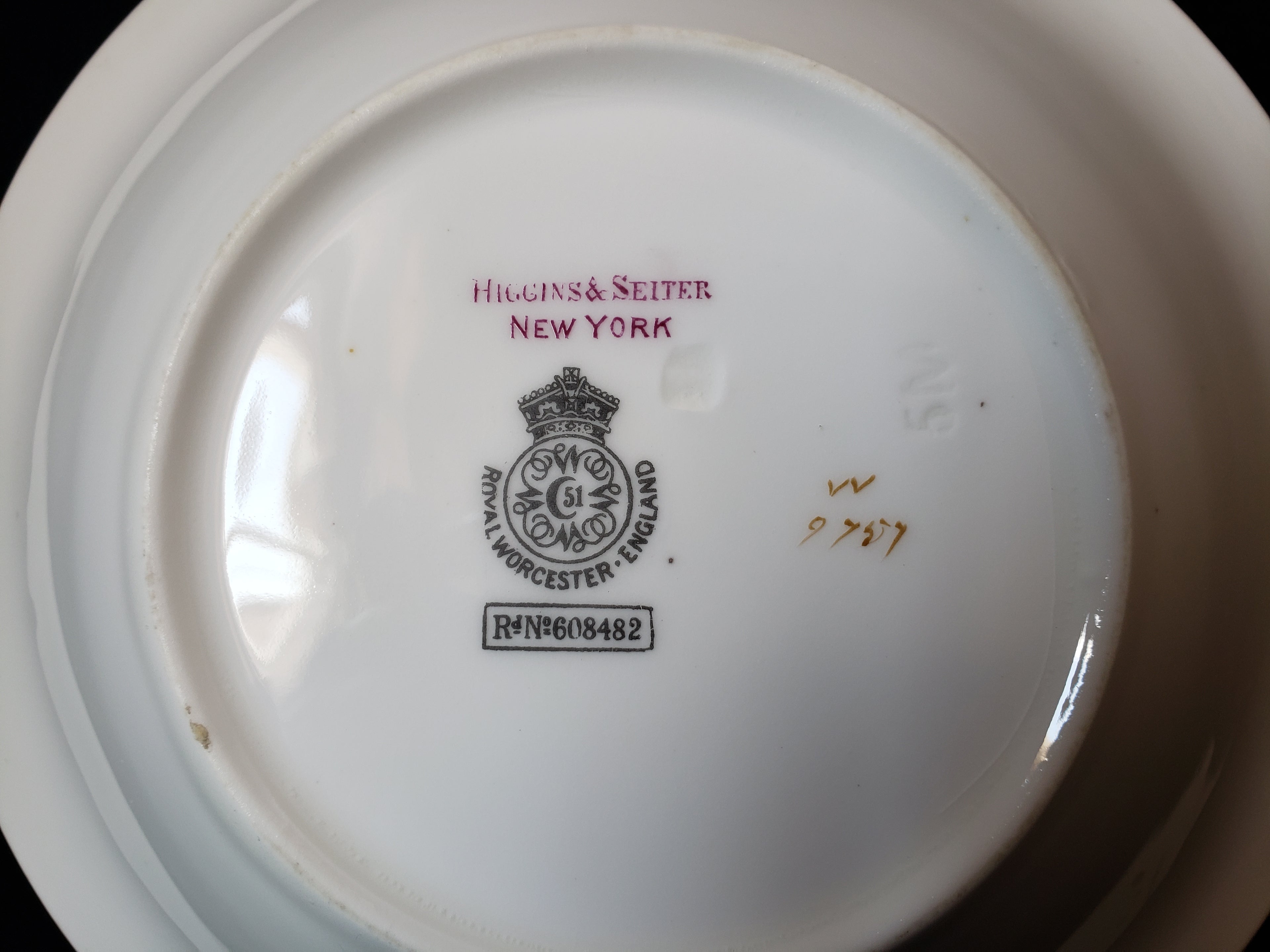 Vintage Royal Worcester Higgins Seiter Butterfly Bowl 6-3/4" (lot 2119)