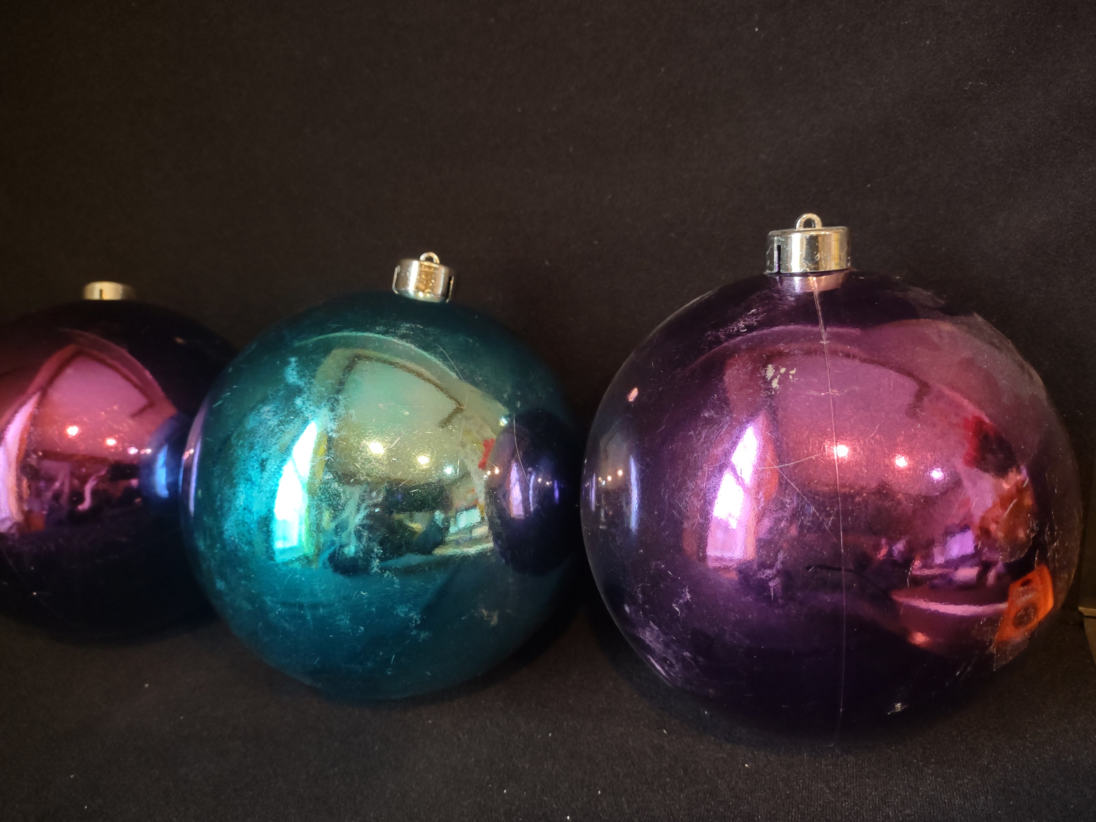Set of 4 Christmas Ornaments Ball Blue Purple 6" IMPERFECT (lot 1572)
