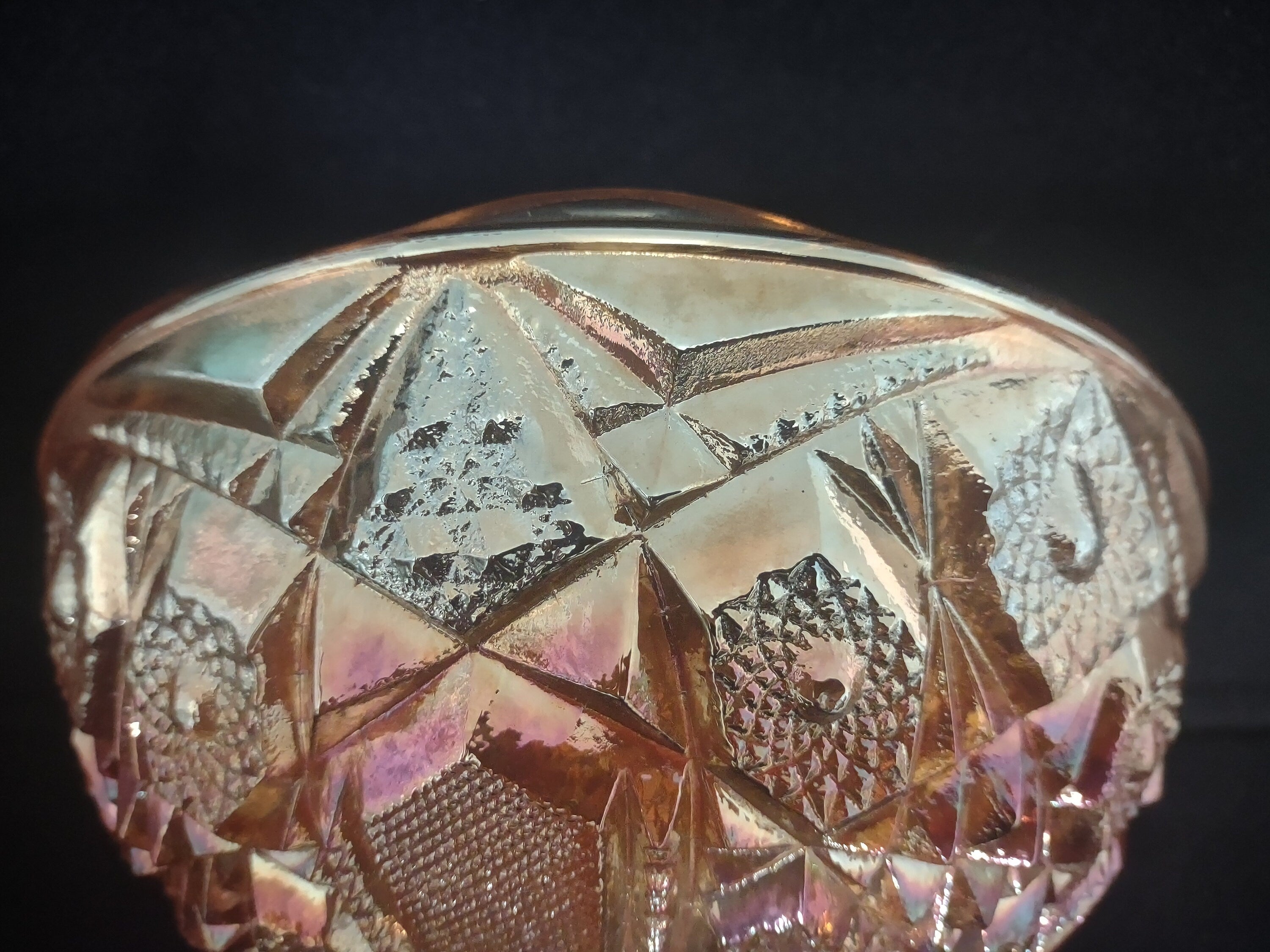 Vintage Collectible Carnival Glass Orange Marigold Bowl 8" (lot 138)