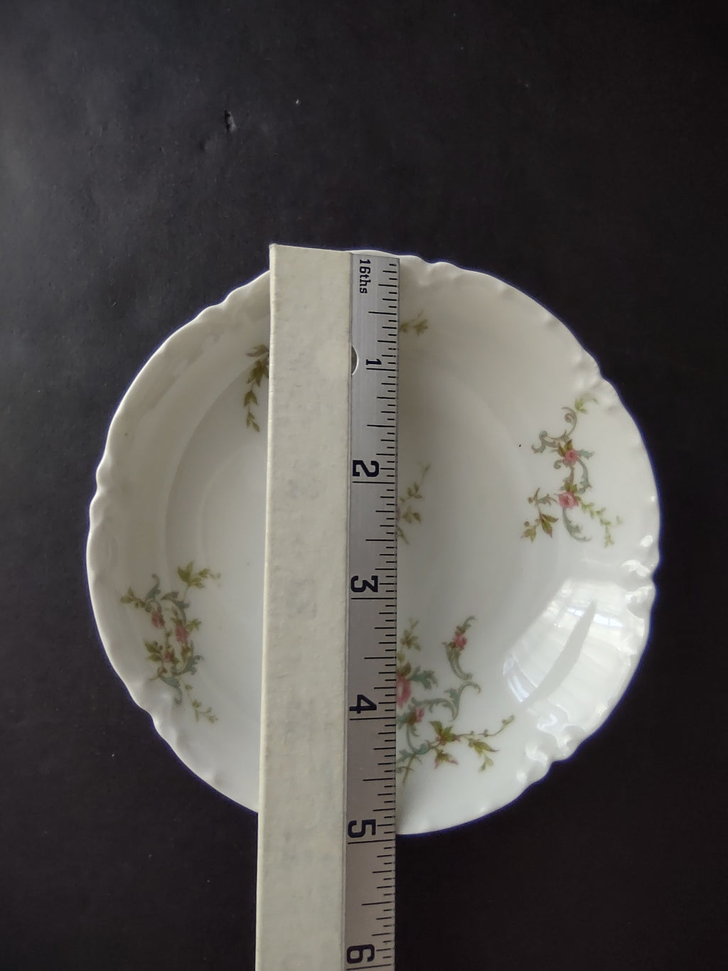 Haviland Limoges Small Bowl 5" White Scalloped Edge Rose Blue Ribbon (lot 856)