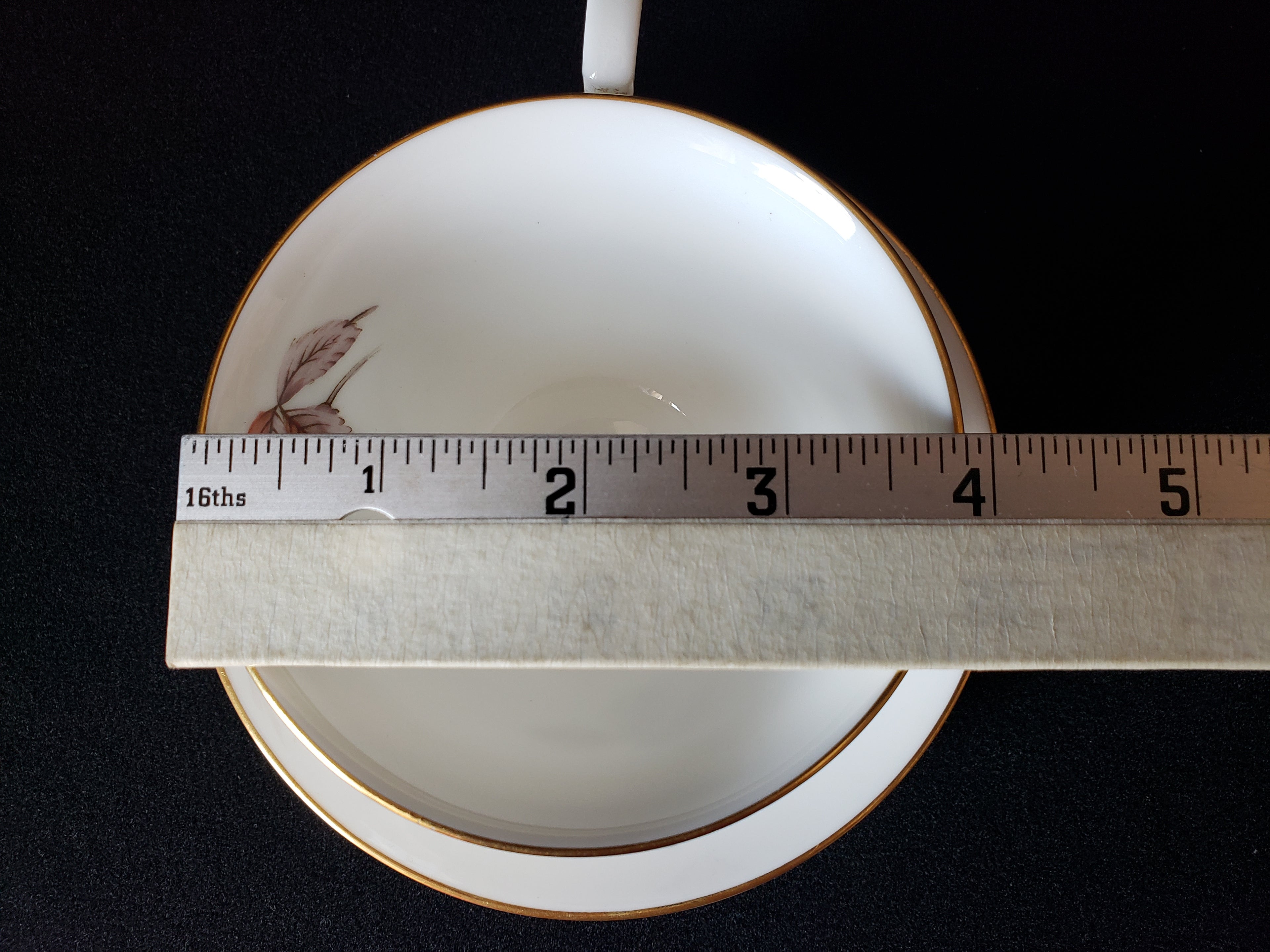 Vintage Royal Worcester Fraises Des Bois Tea Cup with Saucer (lot 2133)