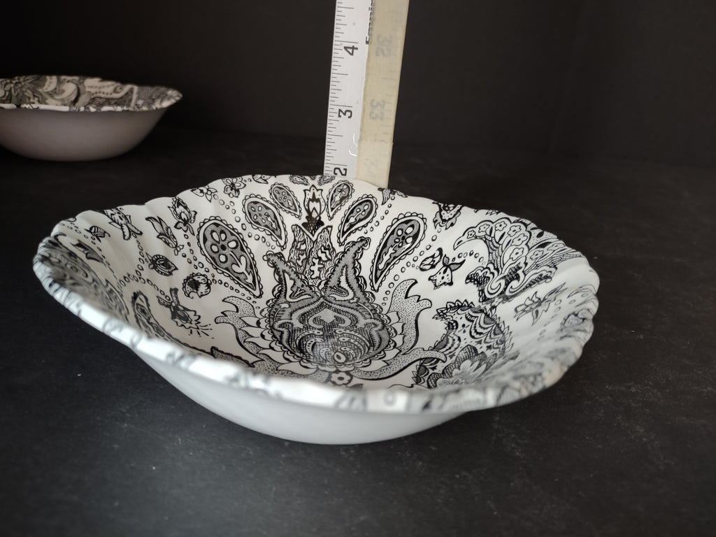 Vintage Johnson Brothers Black White Paisley Cereal Bowl x 2 Ironstone (lot 5593