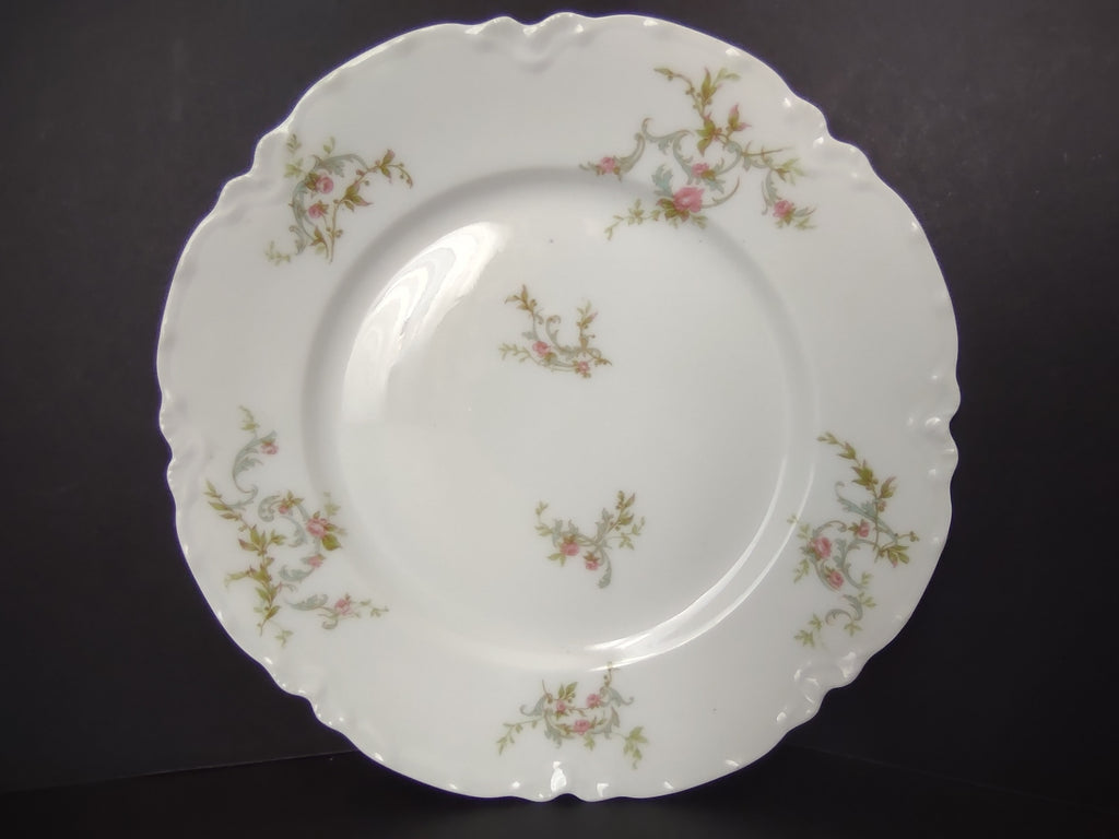Haviland Limoges Dessert Plate White Scalloped Edge Rose Blue Ribbon (lot 854)
