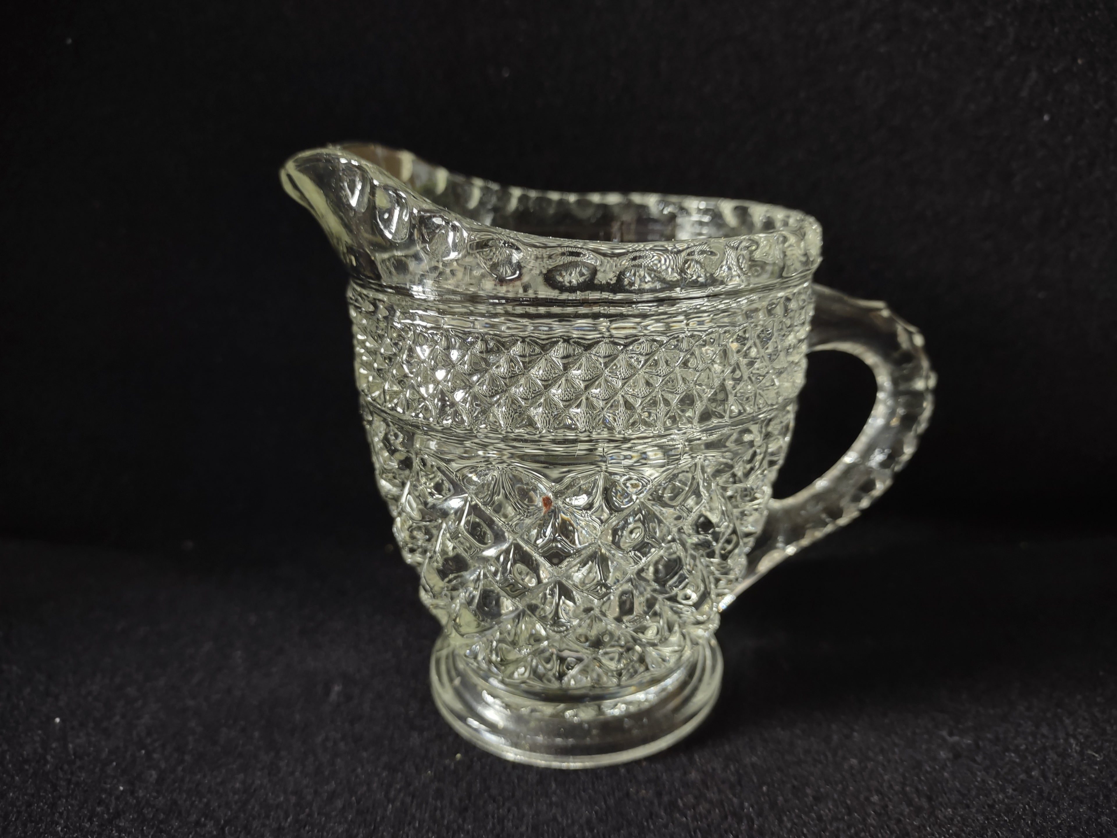 Wexford Anchor Hocking Glass Creamer Diamond Pattern (lot 5152)