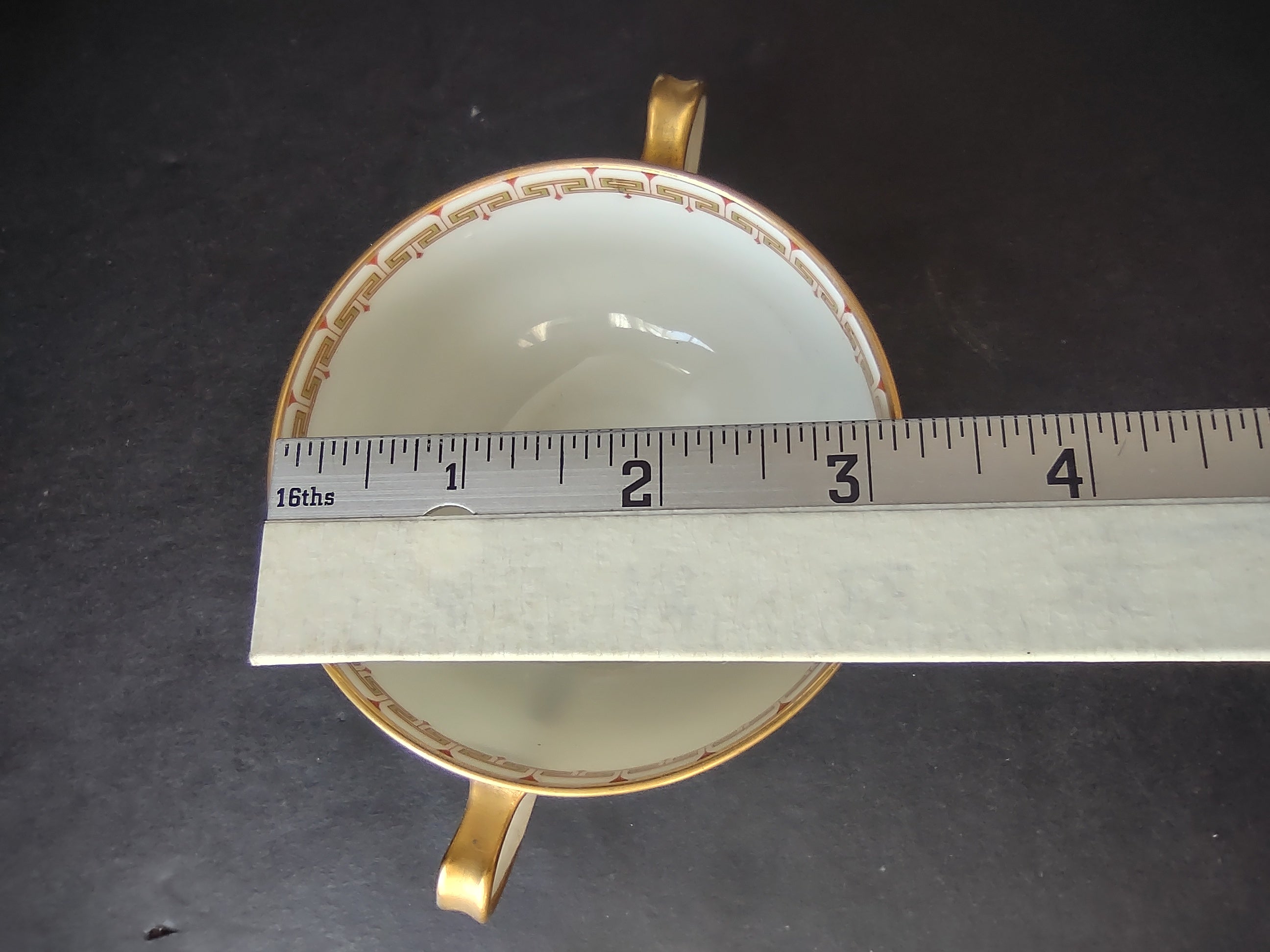 Haviland Limoges Bouillon Cup ONLY Green Red Design (lot 1064)
