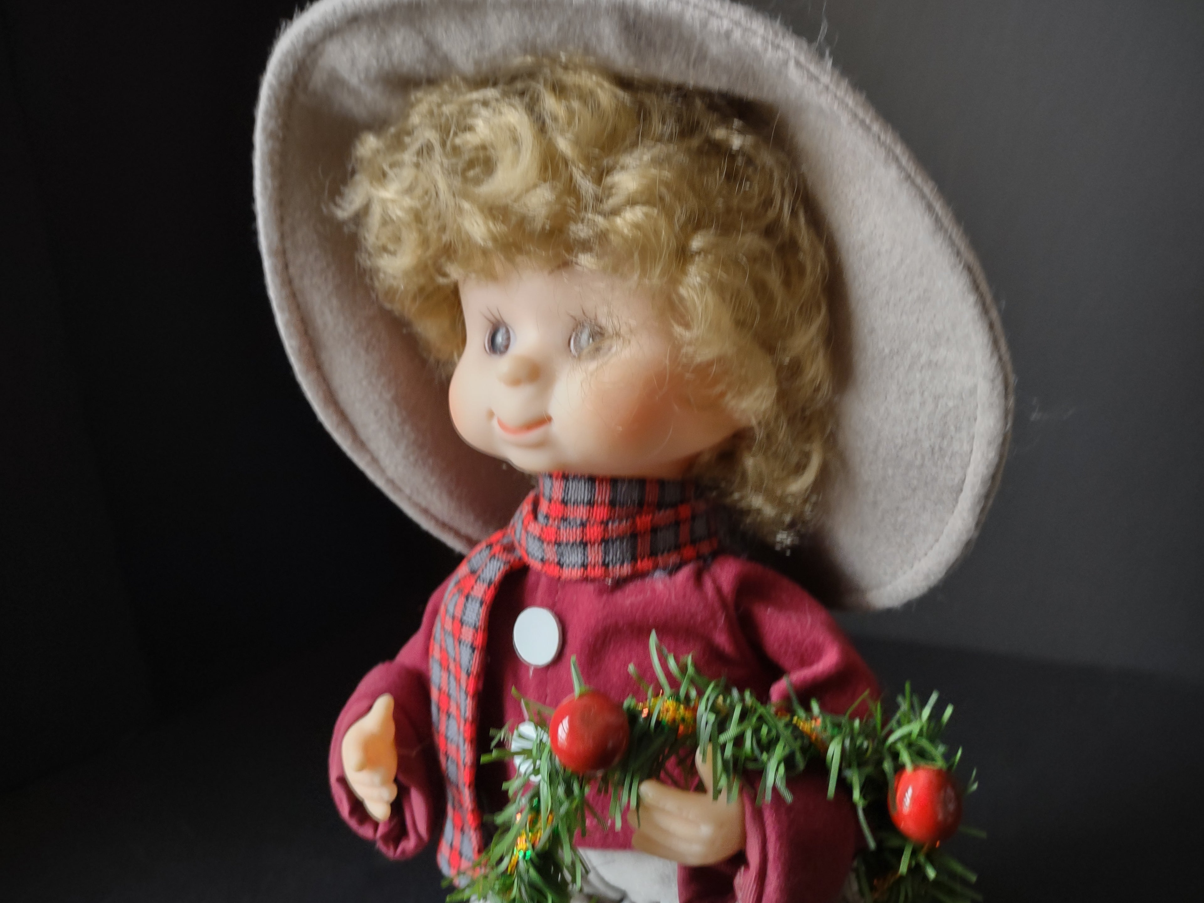 Vintage Christmas Animated Collectible Undercover Kids Derek (lot 1425)