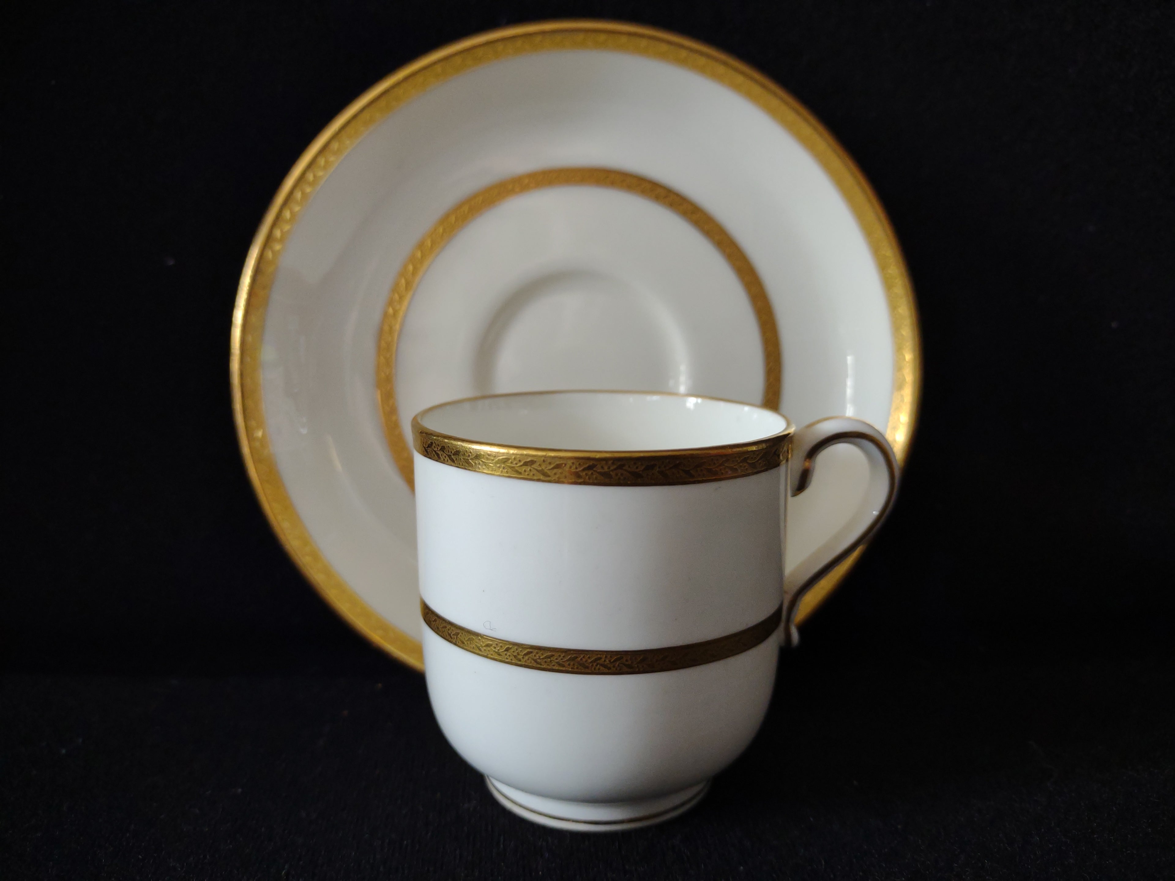 Vintage Minton Gold Gilt Laurel Leaf Fine China IMPERFECT Set Of 4 (Lot 5485)