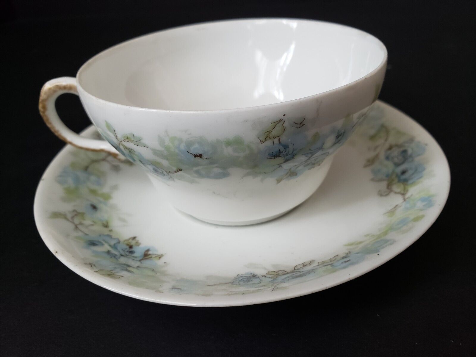 Haviland Limoges France Teacup & Saucer Blue Rose IMPERFECT (lot 618)