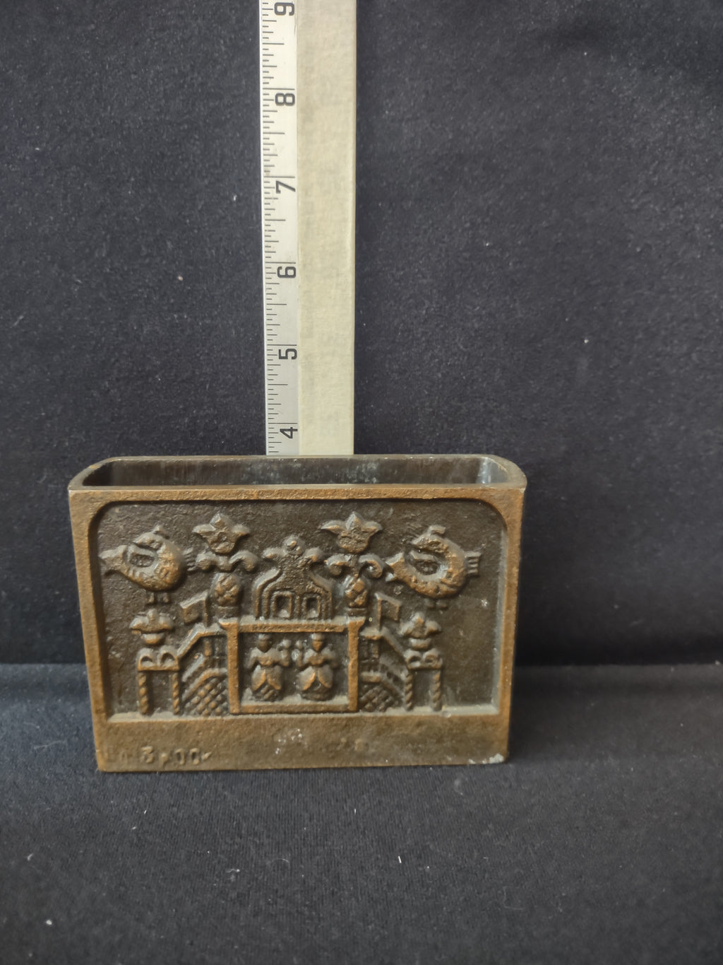 Vintage Easter European Bronze Pencil Holder/Desk Accessory (Lot 3253)