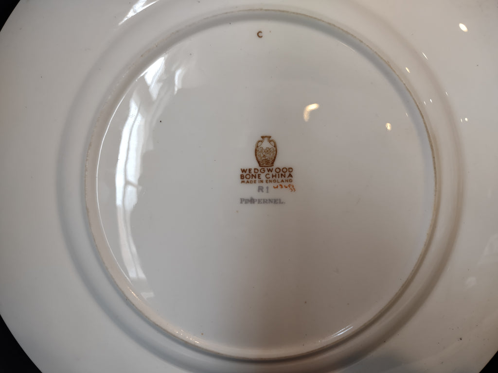 Wedgwood Pimpernel Pink Dinner Plate 10-3/4" (lot 2760)