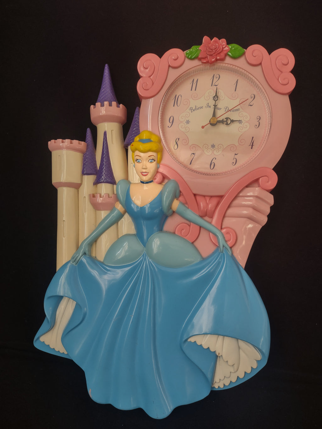 Disney Princess Clock Wall Decor Blue Pink (lot 2533c)