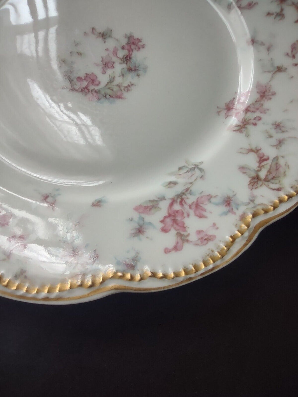 Haviland Limoges France Double Gold Trim Dessert Plate Flower (lot 635)