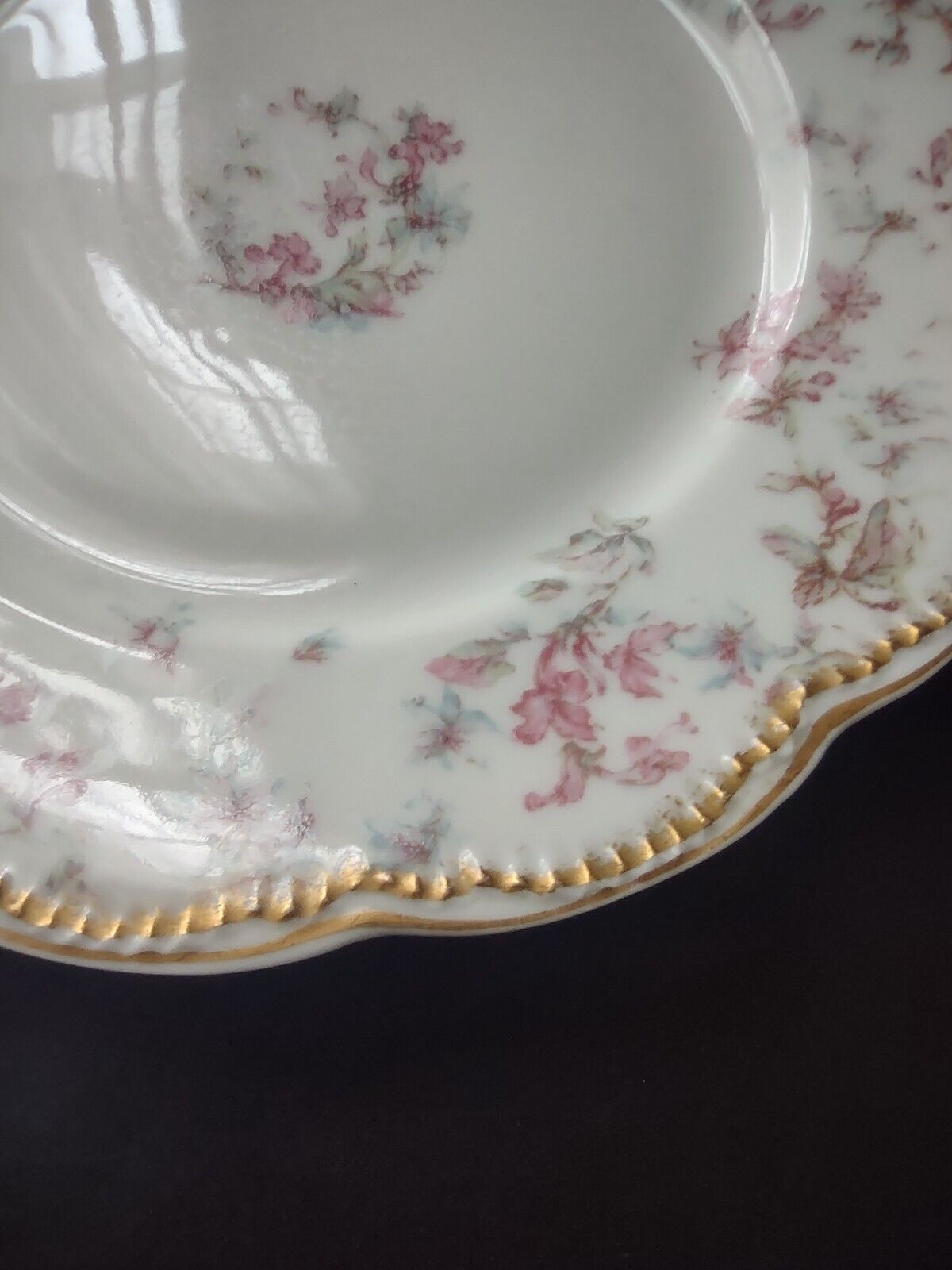 Haviland Limoges France Double Gold Trim Dessert Plate Flower (lot 635)