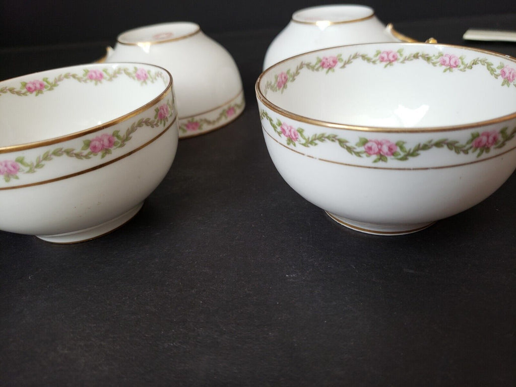 Haviland Limoges France 4 x Teacup Rose Garland Gold Trim (lot 615)