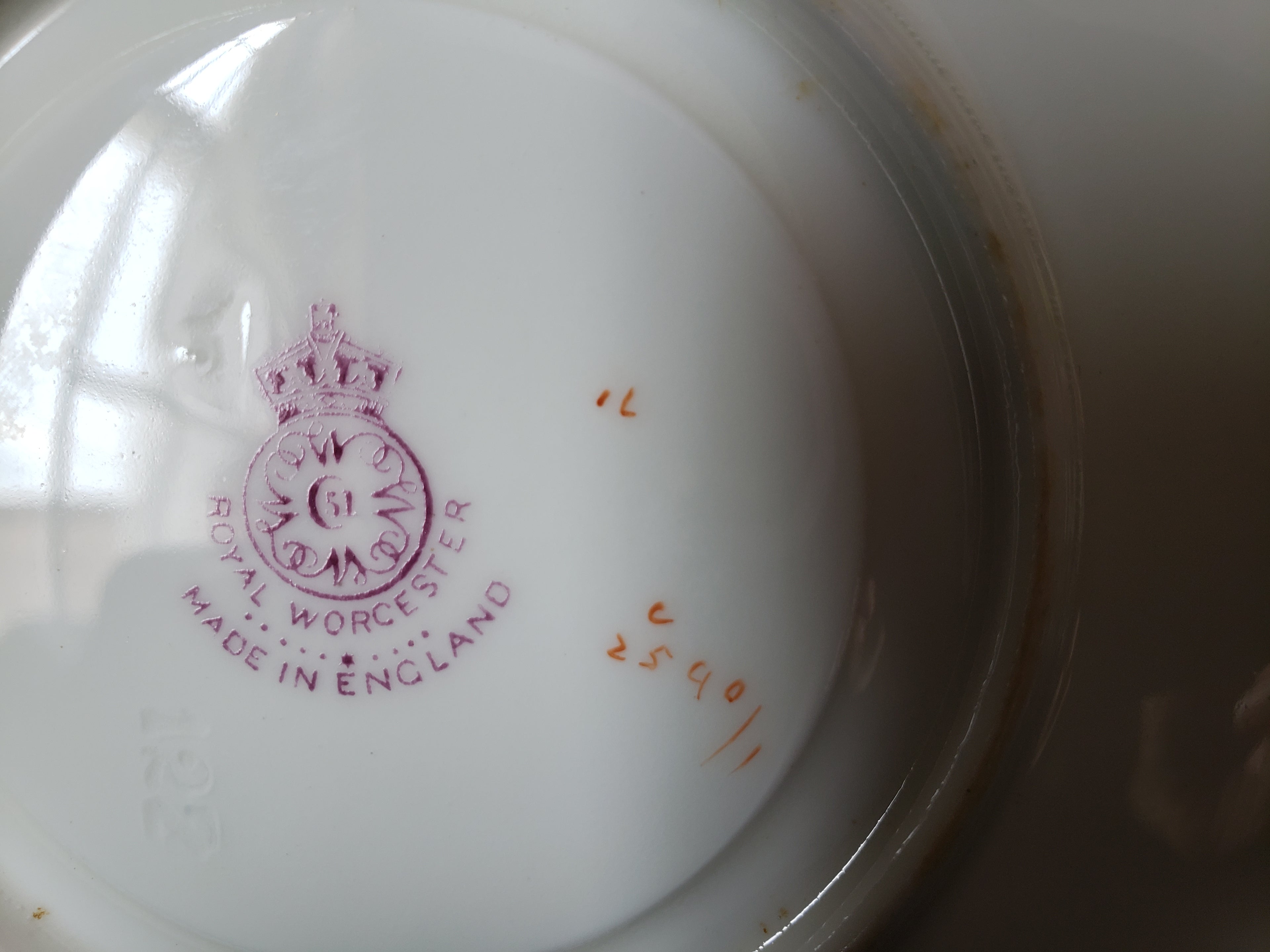 Vintage Royal Worcester Doncaster Saucer ONLY (lot 2078)