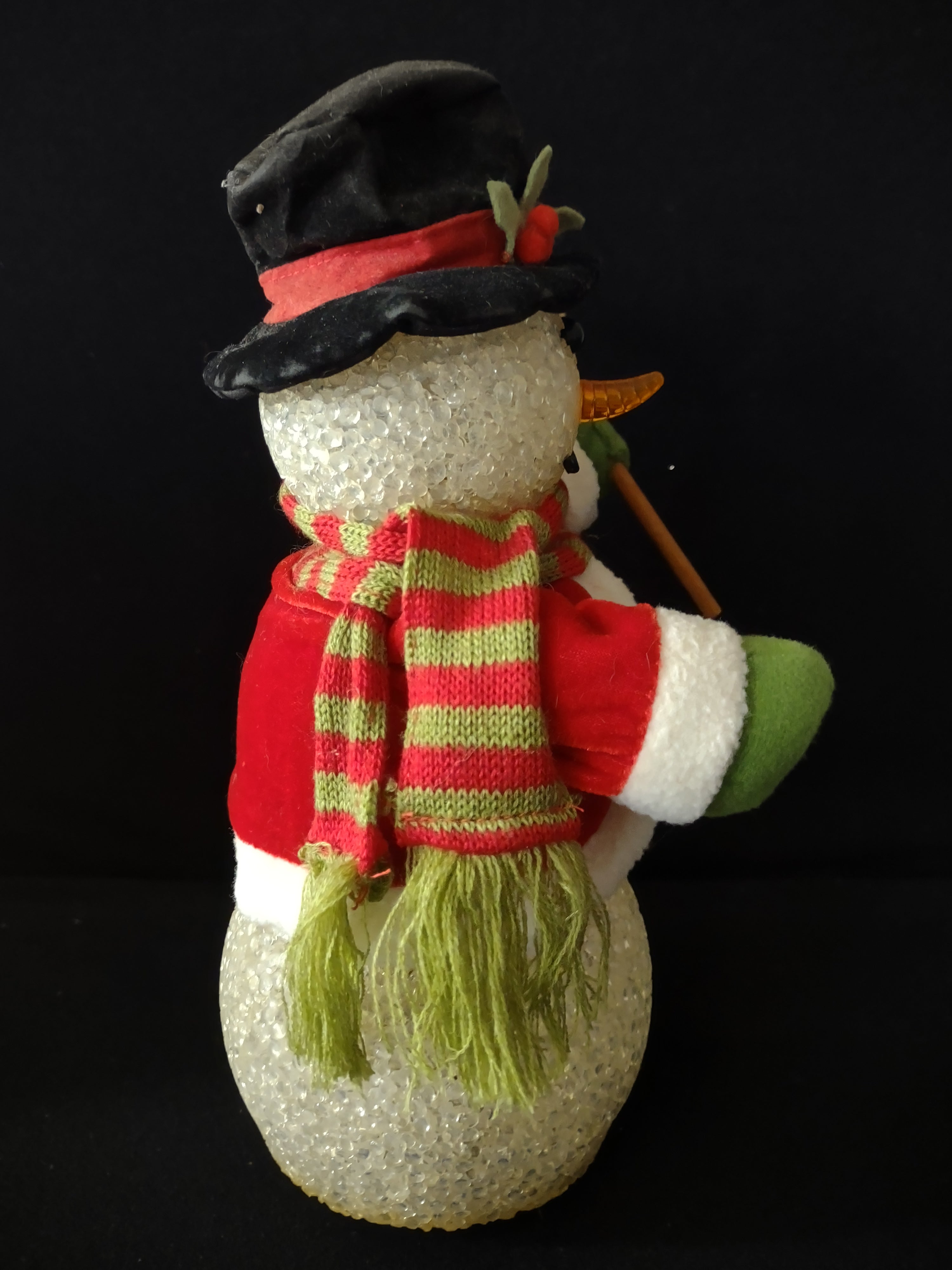 Vintage Christmas/Winter Animated Plastic Snowman Winter Wonder Land (Lot 3675)