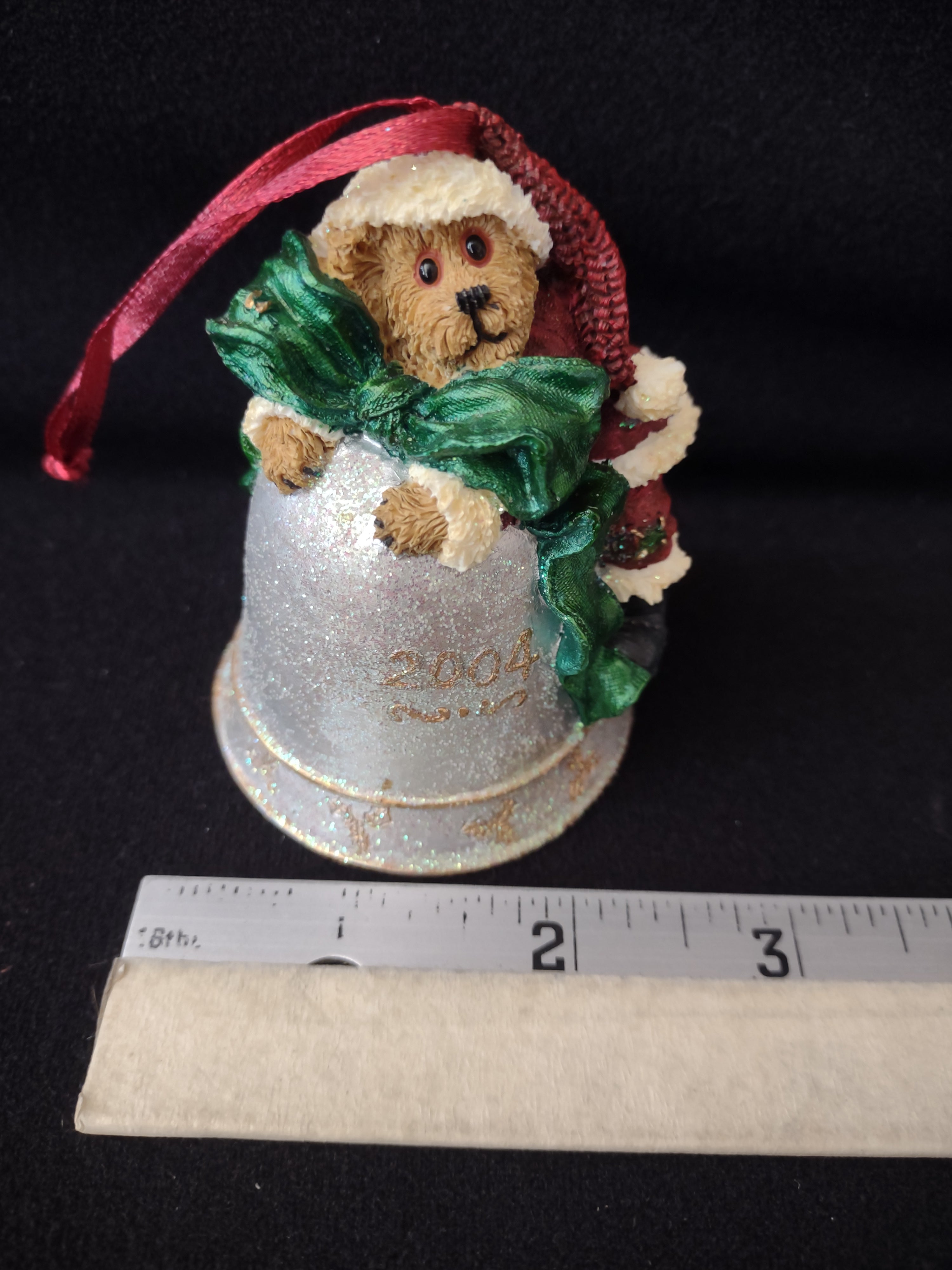 Vintage Christmas 2004 Bearstone Santa Bear Bell (Lot 4129)