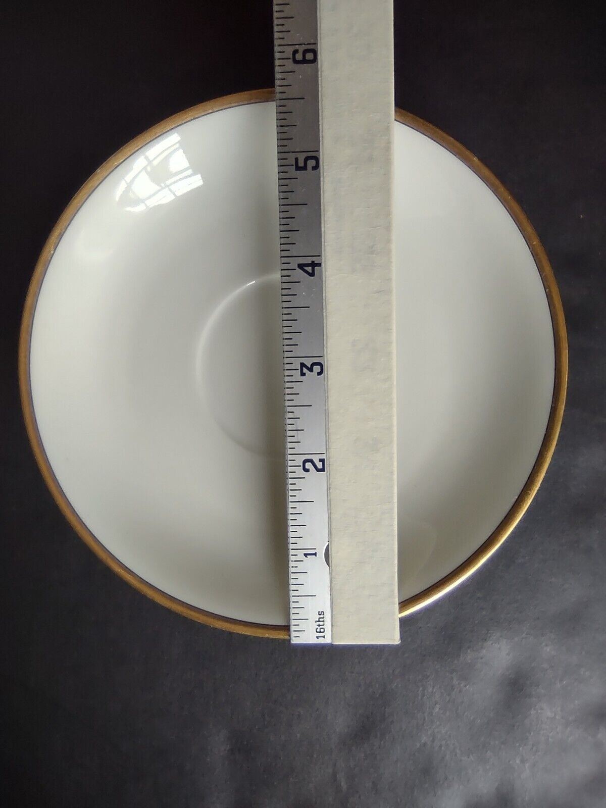 Haviland Limoges France Black & Gold Trim White 3-3/4" Teacup & Saucer (lot 676)
