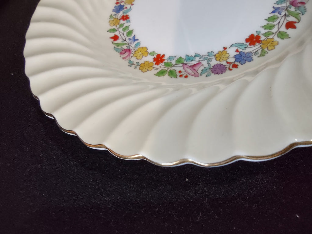 Vintage Royal Doulton Evesham Lunch Plate Bone China Floral Scalloped (lot5498)