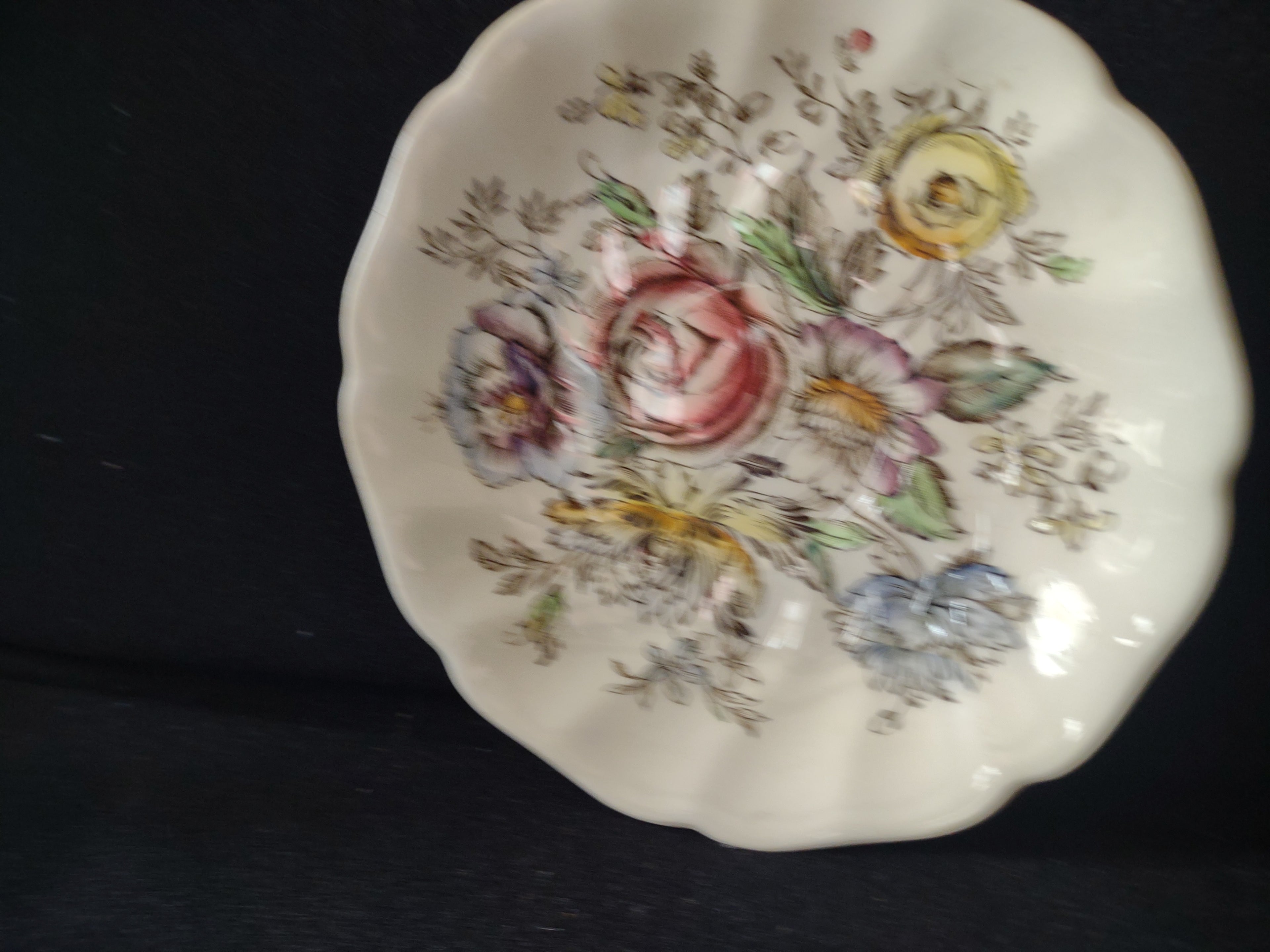 Vintage Johnson Bros Sheraton Ironstone England Saucer (lot 5620)