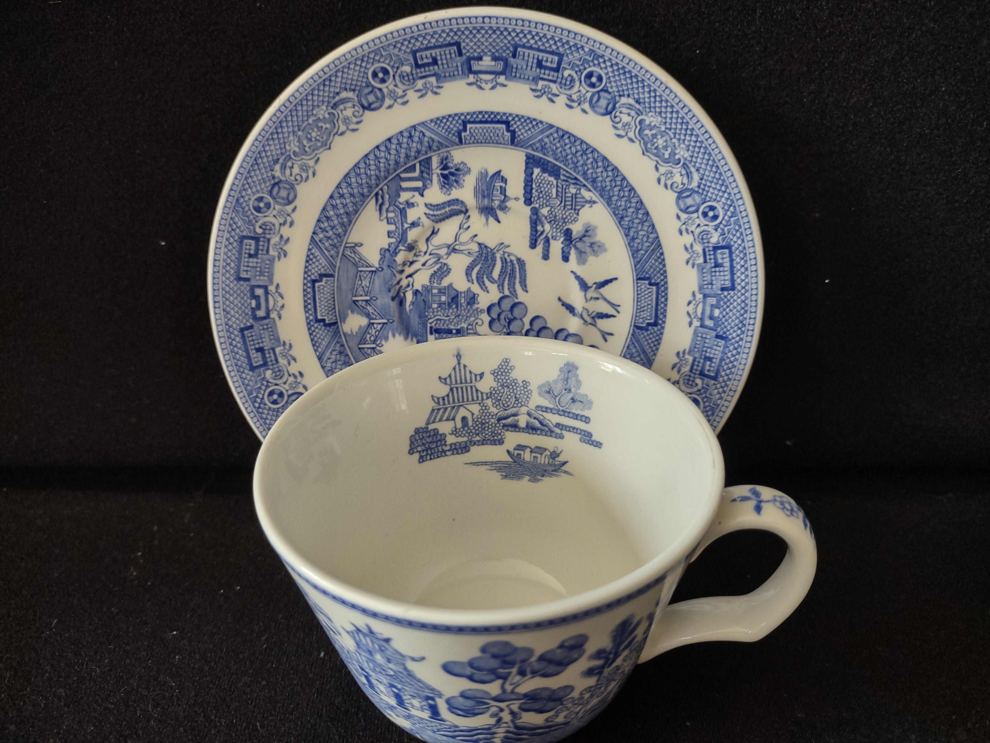 Spode Blue & White Room Teacup Rome Vintage English Transferware (lot 5844)