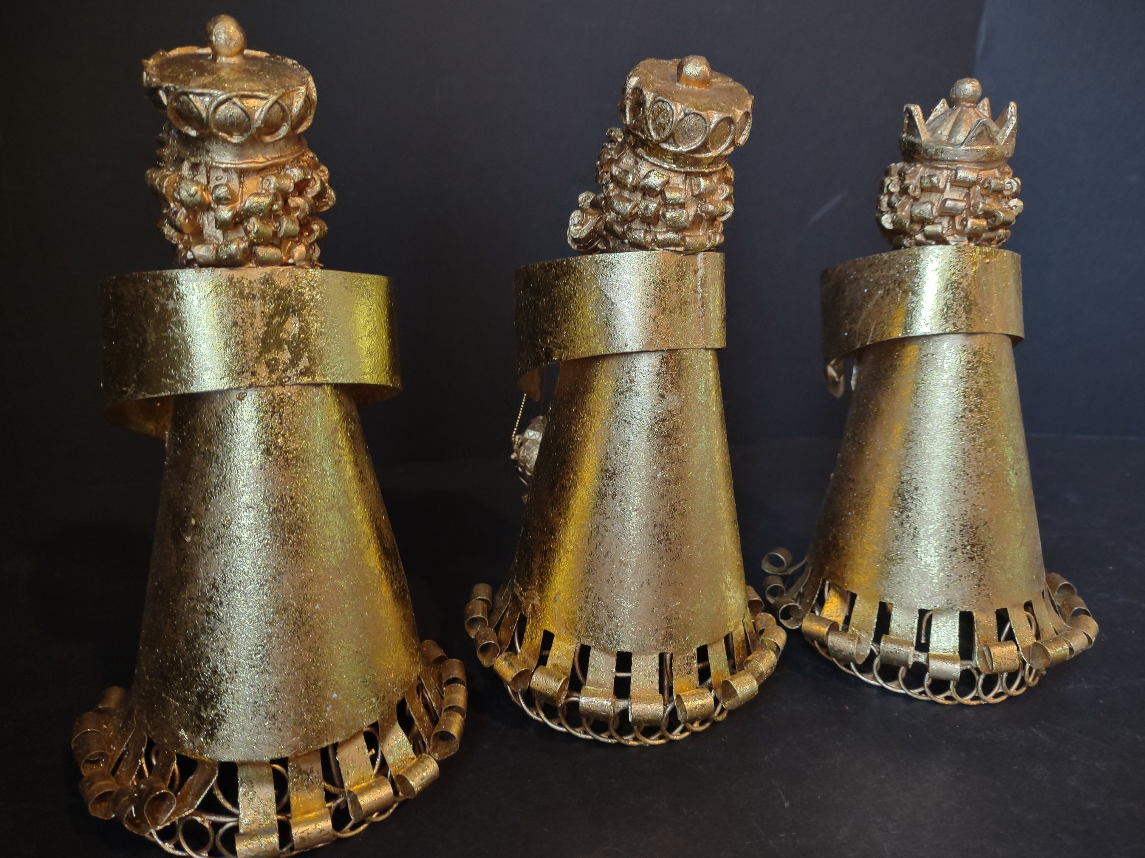 Christmas Set 3 Wiseman Gold Color 8" (lot 1458)