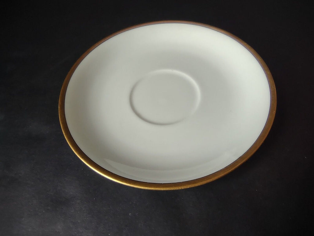 Haviland Limoges France Black & Gold Trim White 5-3/4" Saucer (lot 677)
