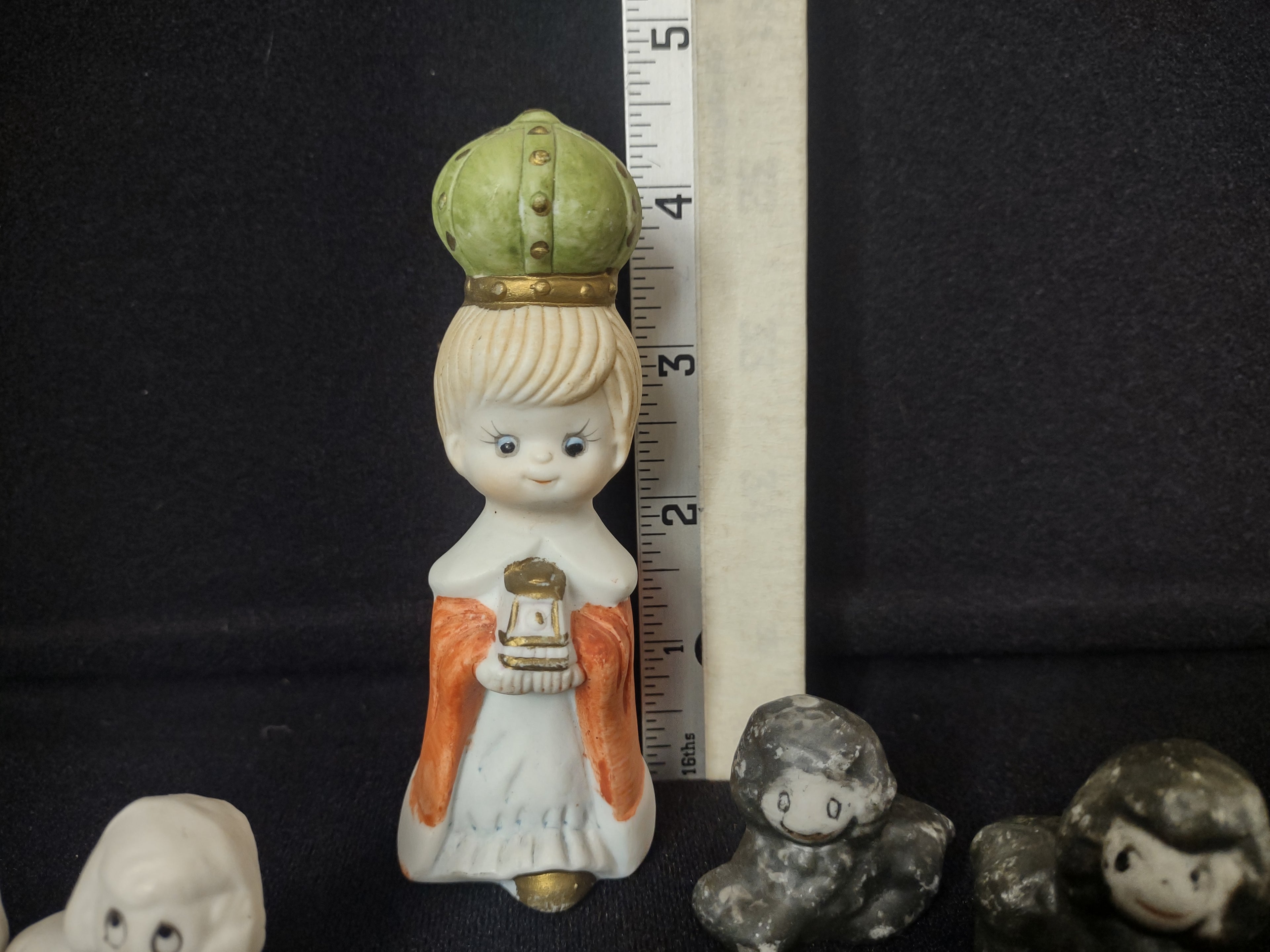 Vintage Christmas Childrens Wiseman with Lamb and Sheep (lot 2439c)