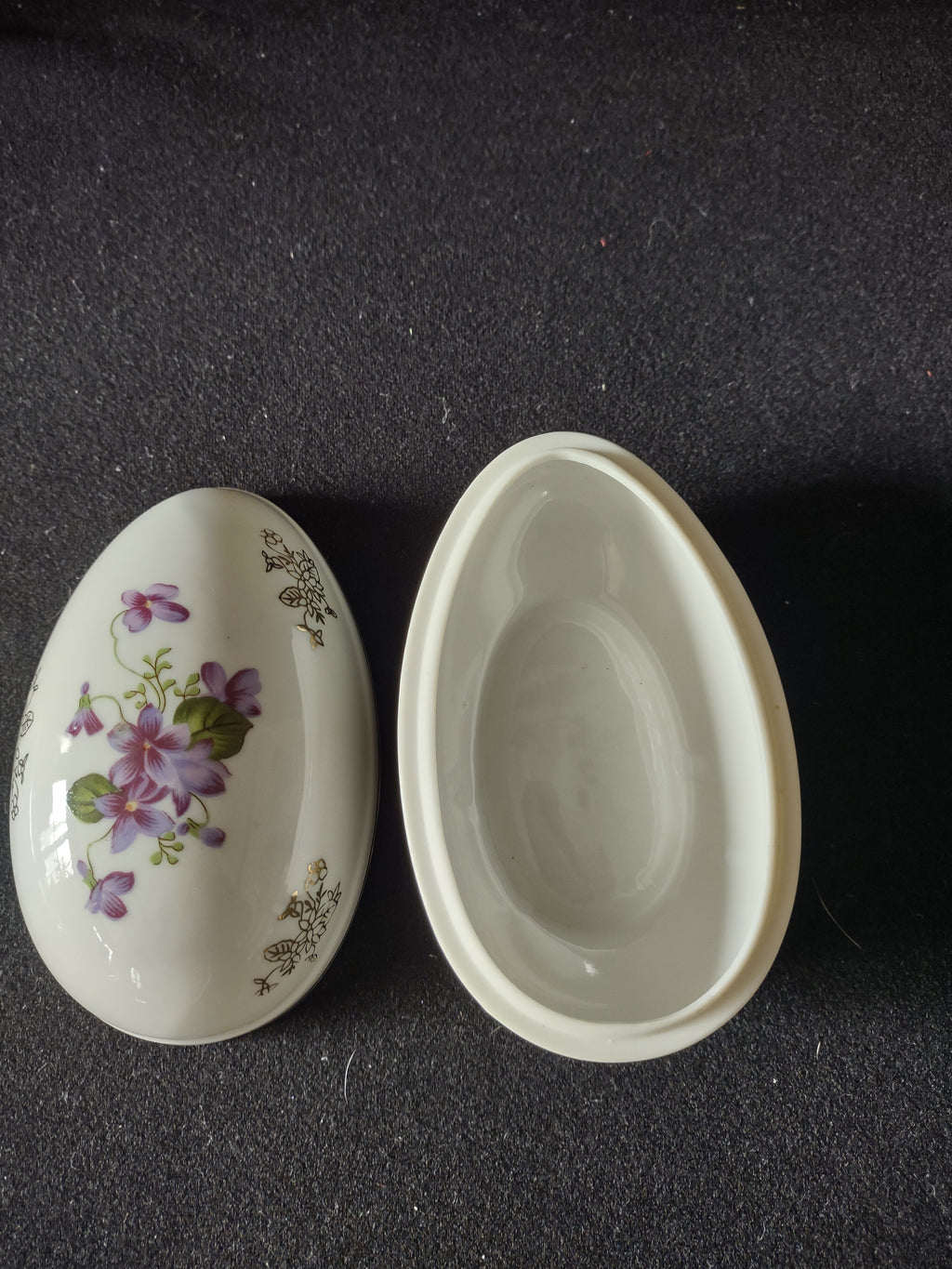Vintage Lefton China Porcelain Egg Trinket Box Violet Floral Gold Trim (Lot 5069