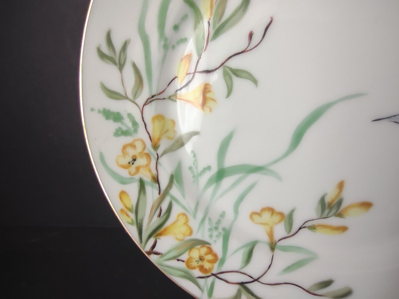 Haviland Limoges France 3 x Dessert 7-3/4" Gold Trim Flower Butterfly (lot 624)