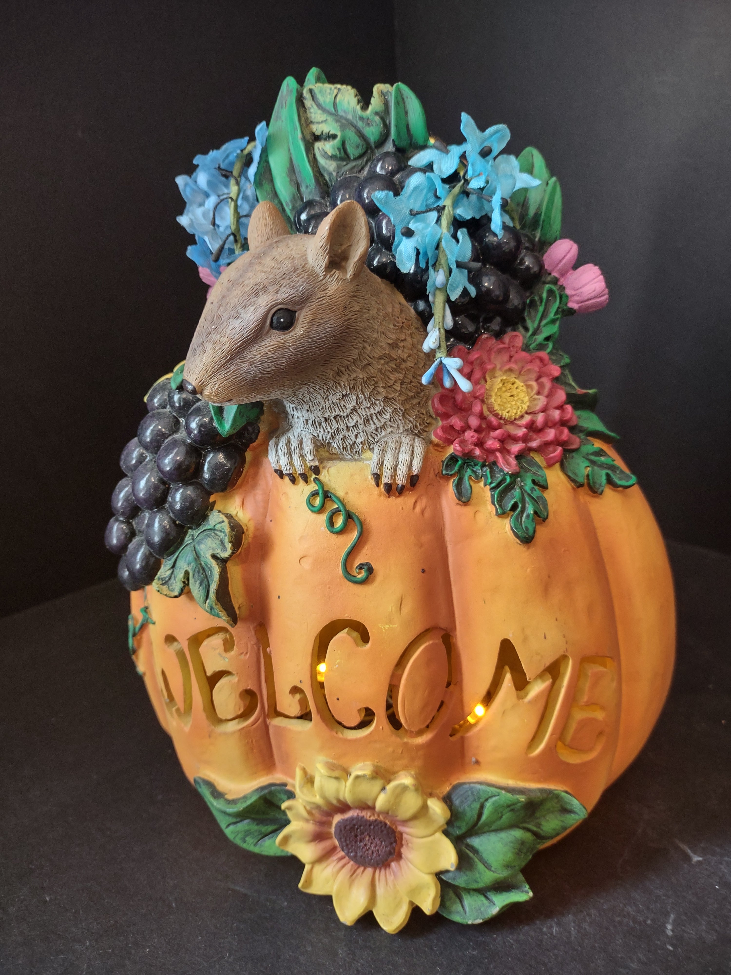 Fall Halloween Ceramic Welcome Sign Pumpkin Squirrel 9" Light Up (lot 2976j)