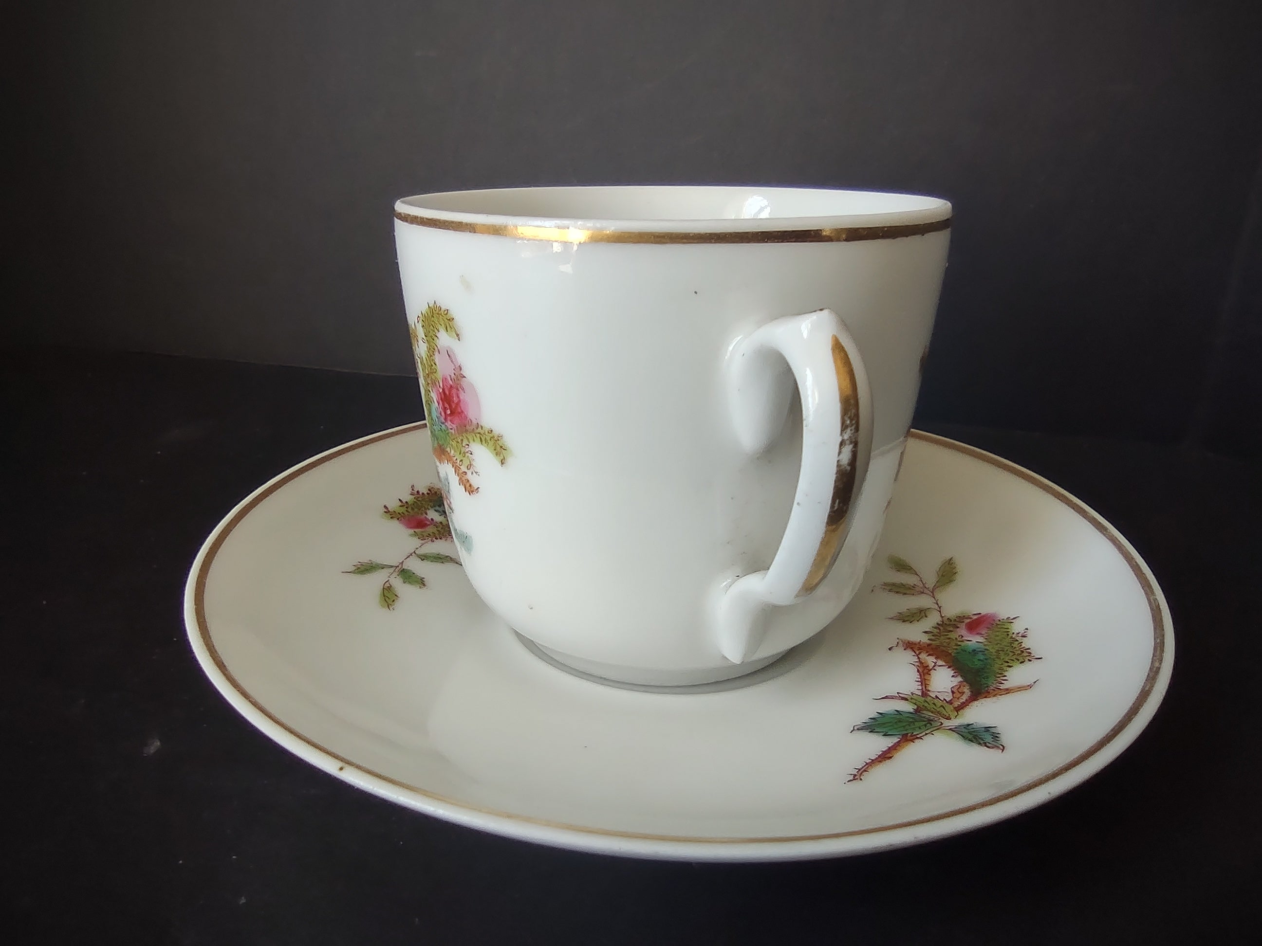Haviland Limoges Tea Cup Saucer Moss Rose (lot 1056)
