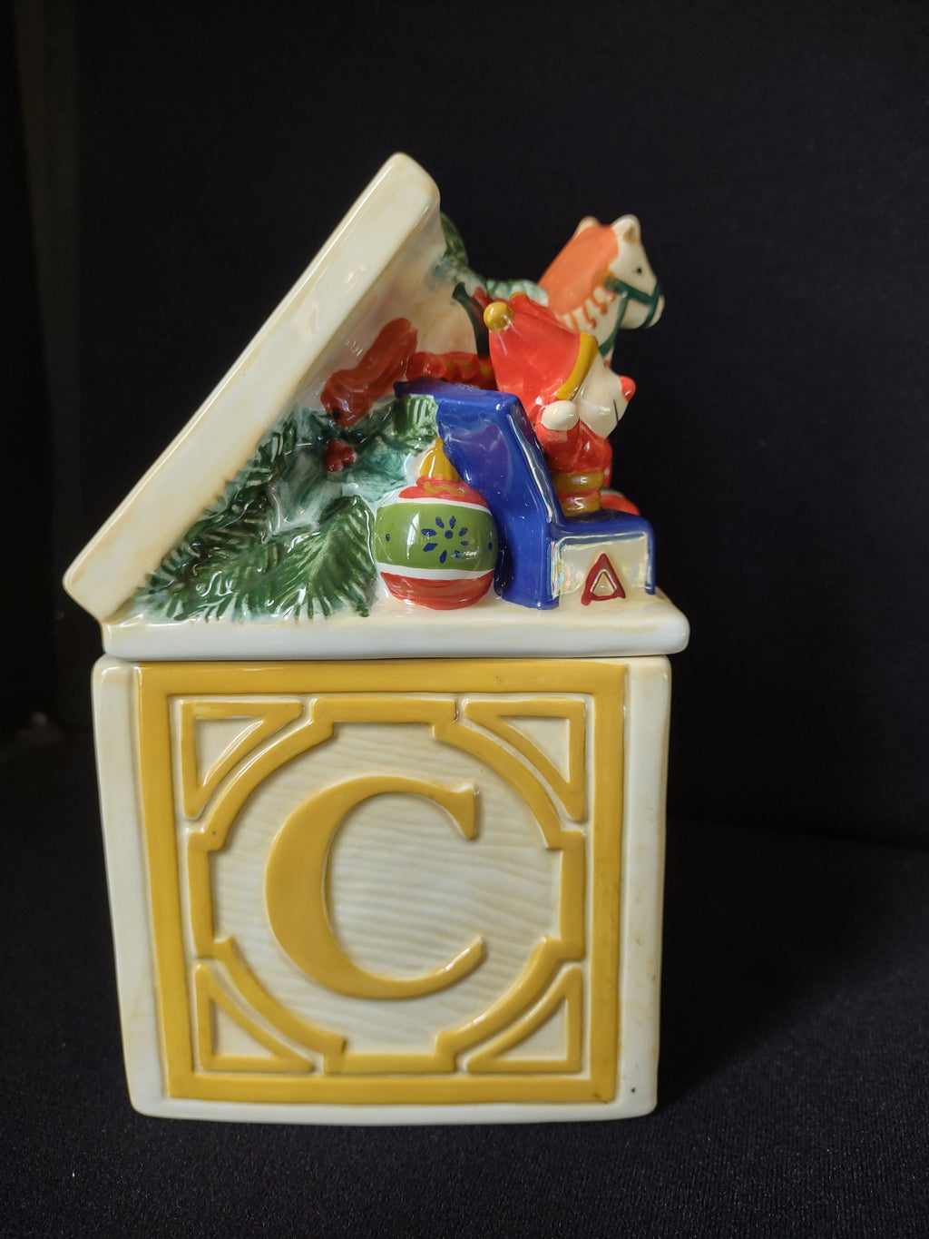Christmas Pfaltzgraff ABC Block Candy Dish (lot 1518)