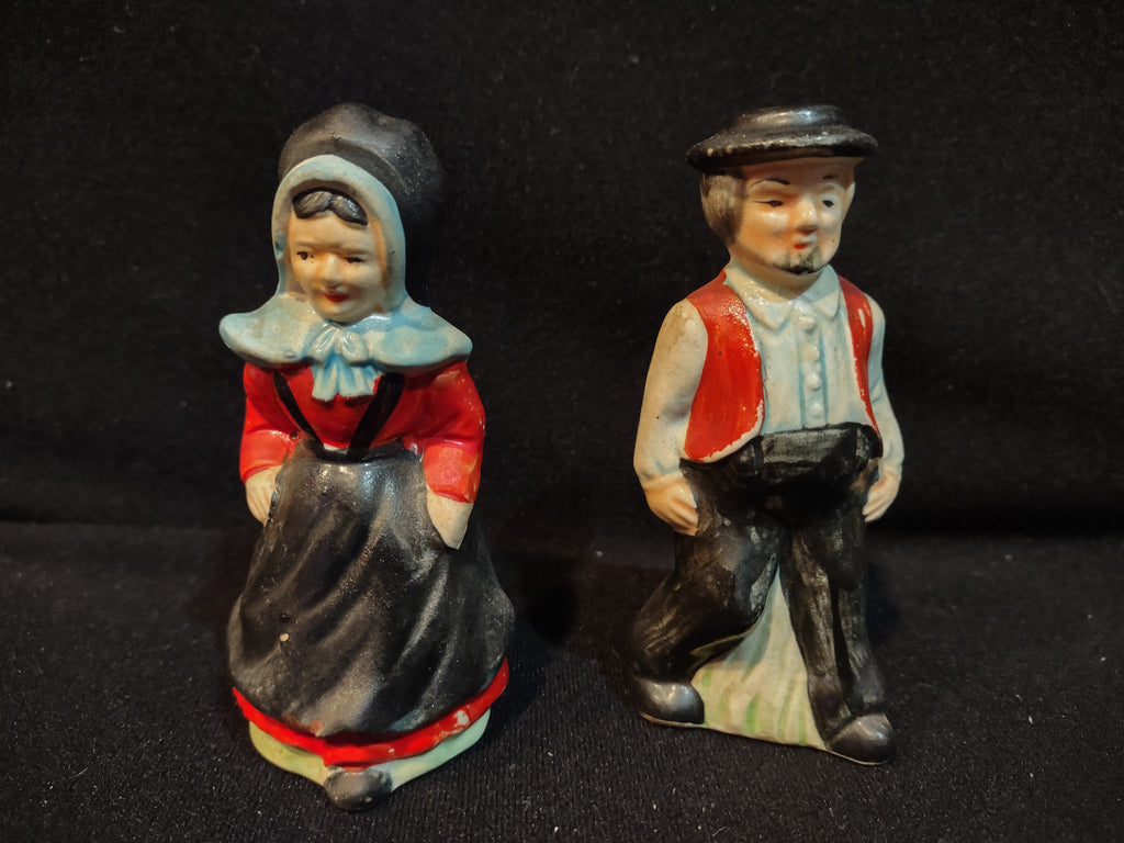 Vintage Pilgrim Ceramic Salt and Pepper Shaker Japan (lot 5375)