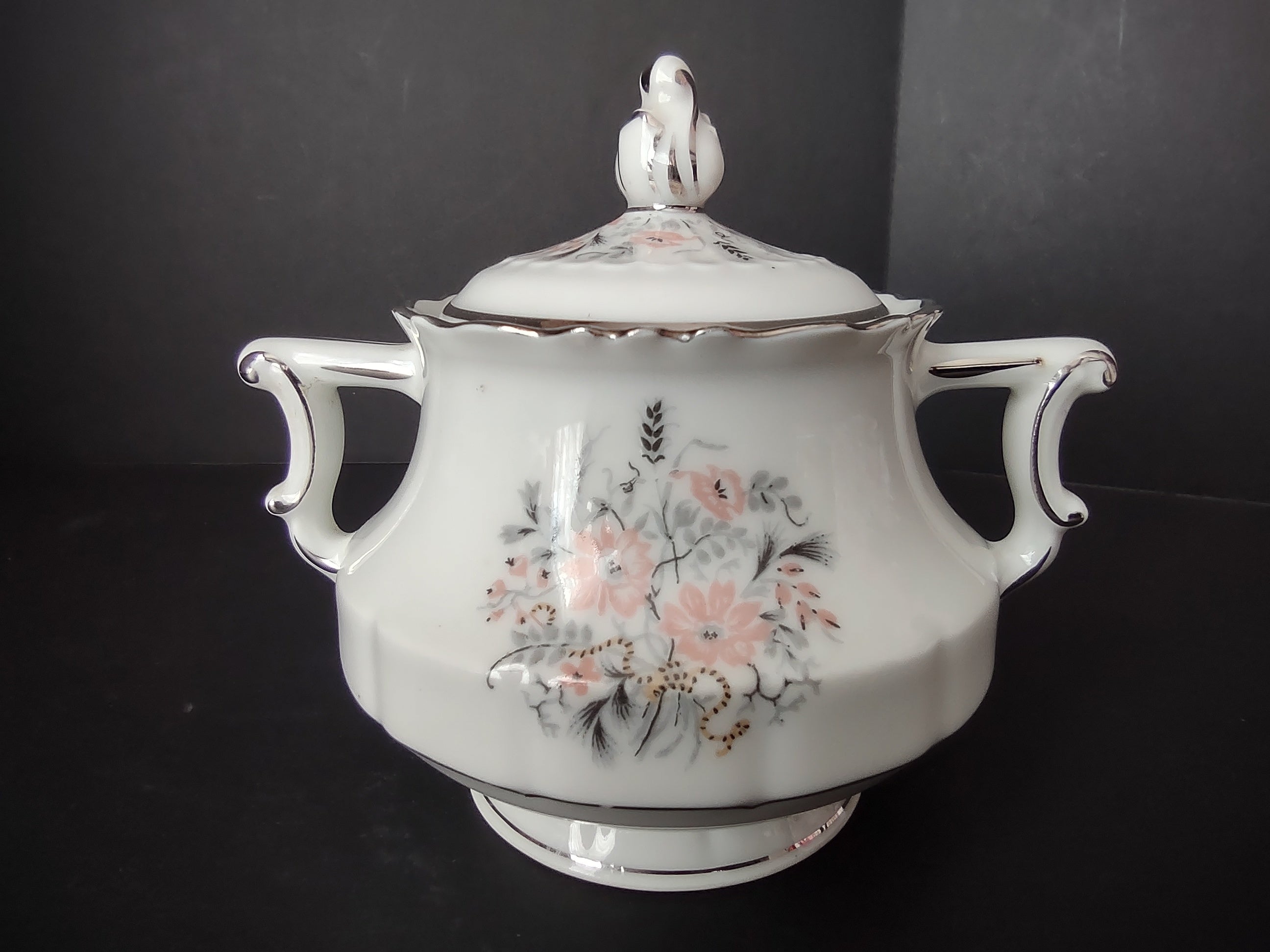 Haviland France Limoges Sugar Dish Floradora Platinum Trim (lot 977)