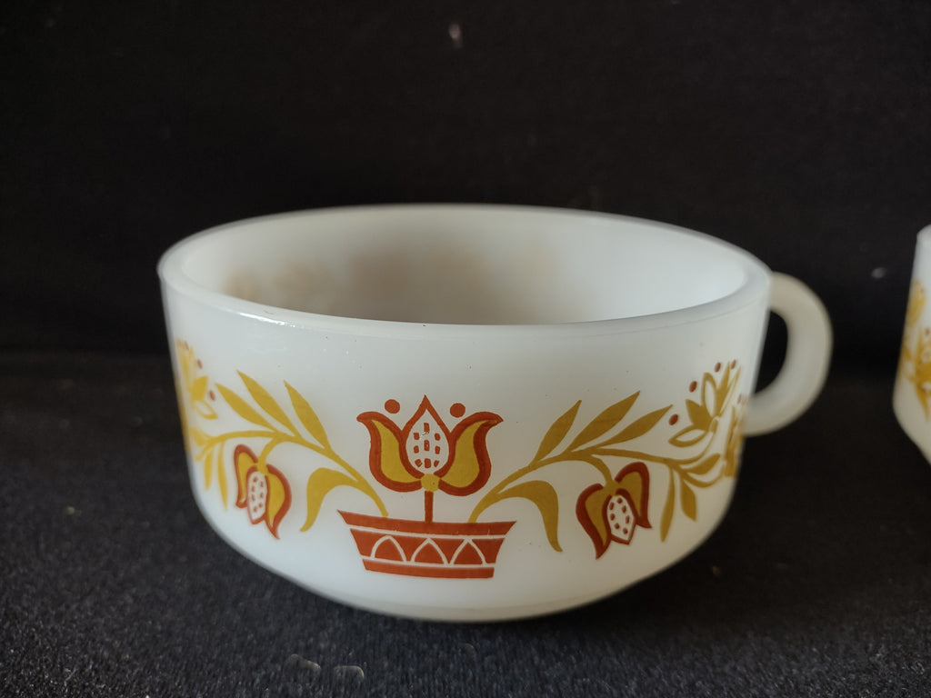 Vintage Glasbake USA Dutch Tulip Soup Mug x 2 (lot 5213)