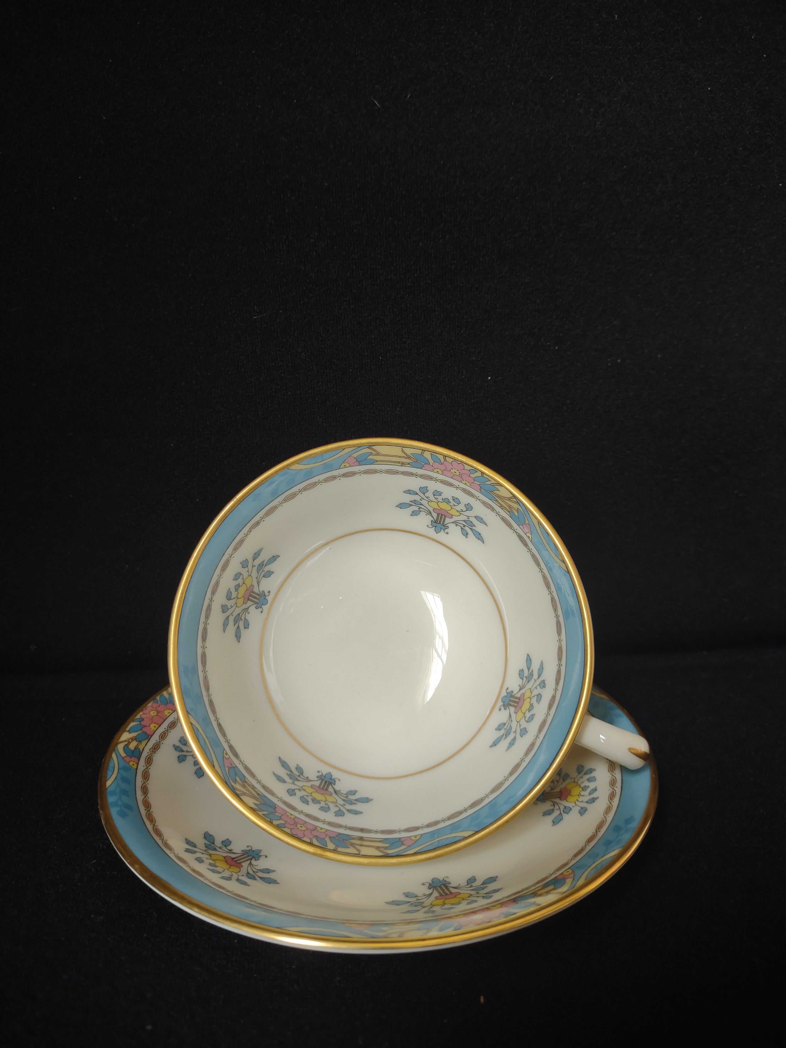 Vintage Lenox Blue Tree B-300 Tea Cup with Saucer (lot 1865)