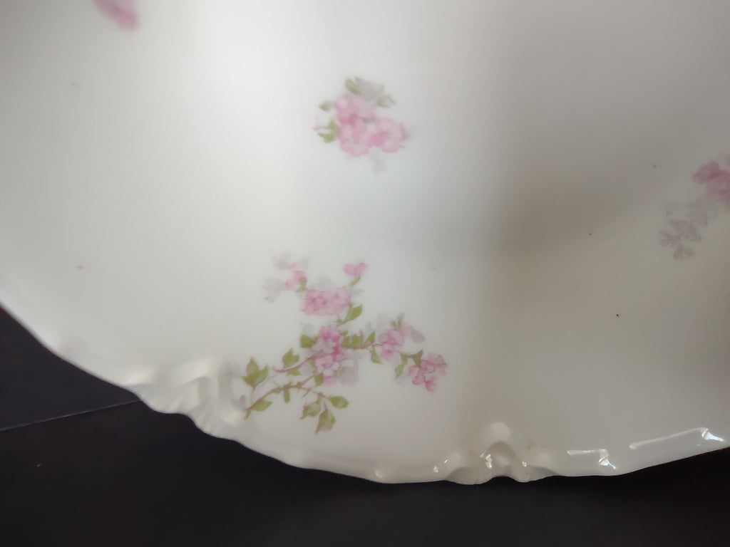 Haviland Limoges Small Bowl Apple Blossom 6-1/4"(lot 1055)