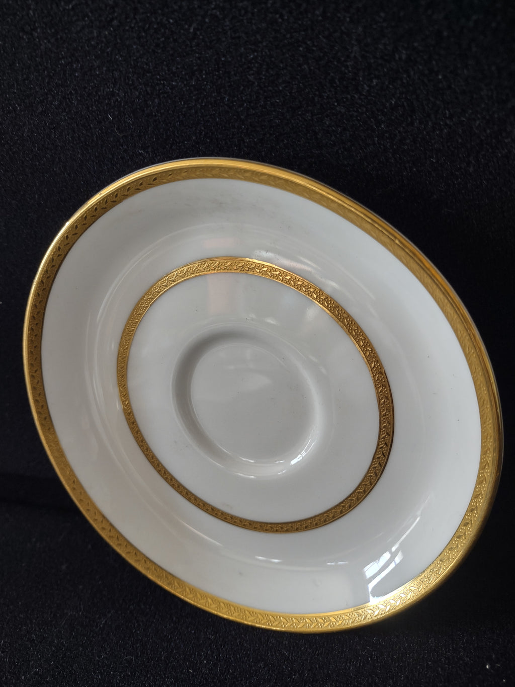 Vintage Minton Gold Gilt Laurel Leaf Fine China IMPERFECT Set Of 4 (Lot 5485)