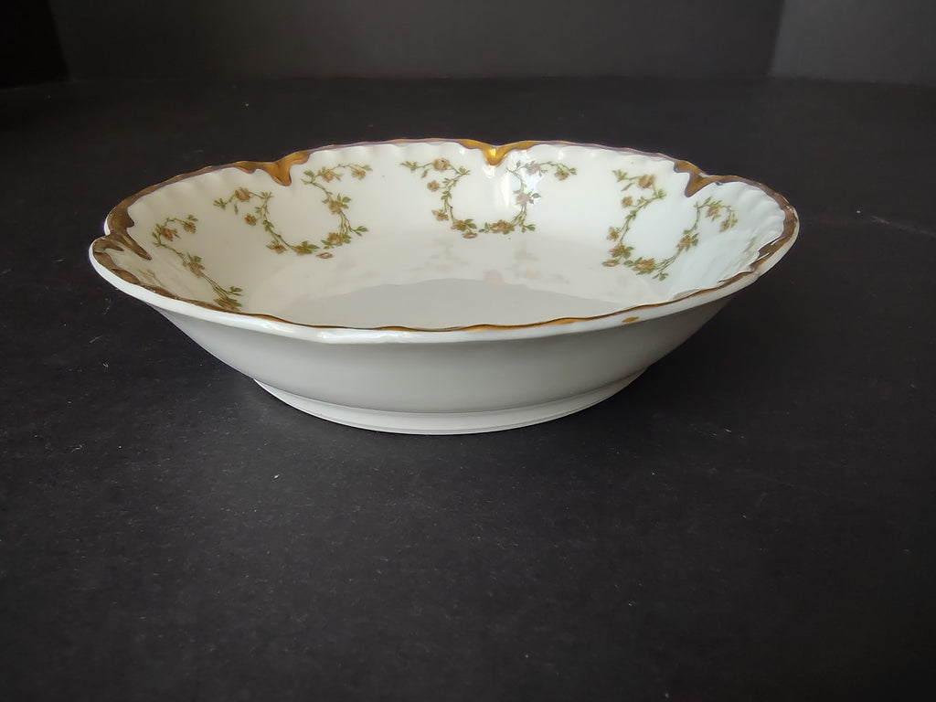 Haviland Limoges French 5" Cranberry Bowl Green Gold Trim (lot 1118)
