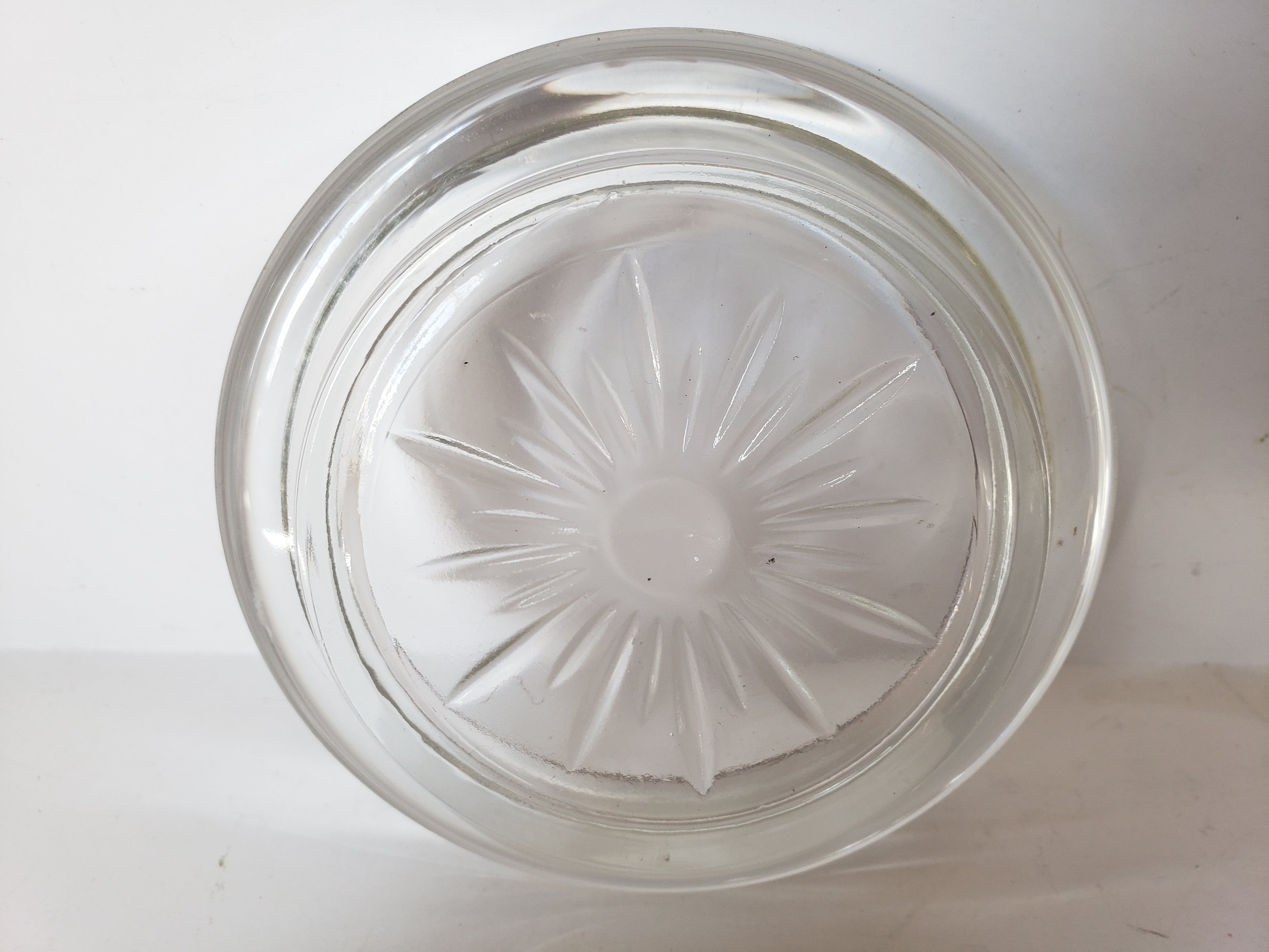Vintage 4 x Glass Coasters (lot 2211)