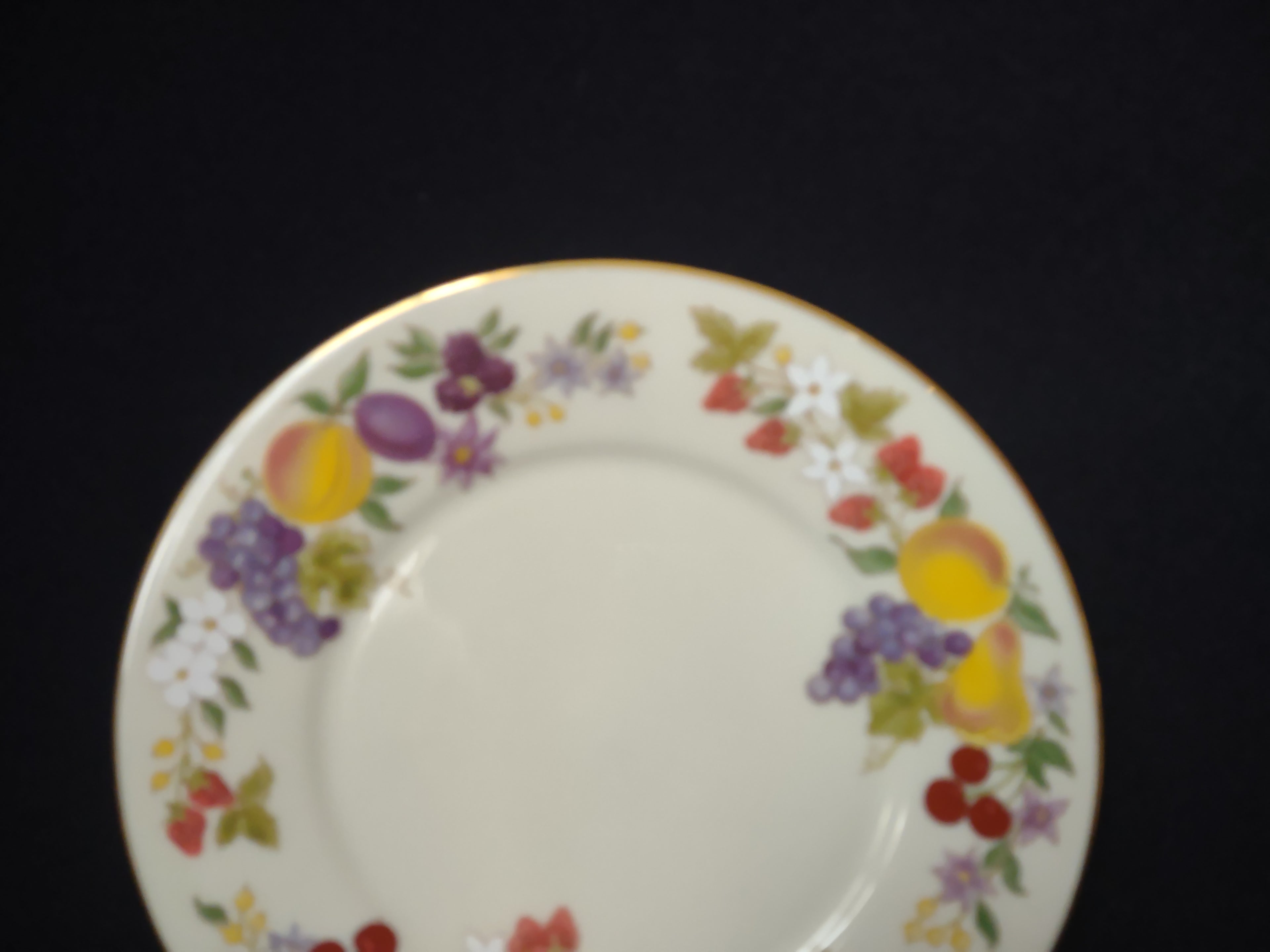 Vintage Lenox Special Fruit Design Dessert or Salad Plate 8-1/4" (lot 1850)