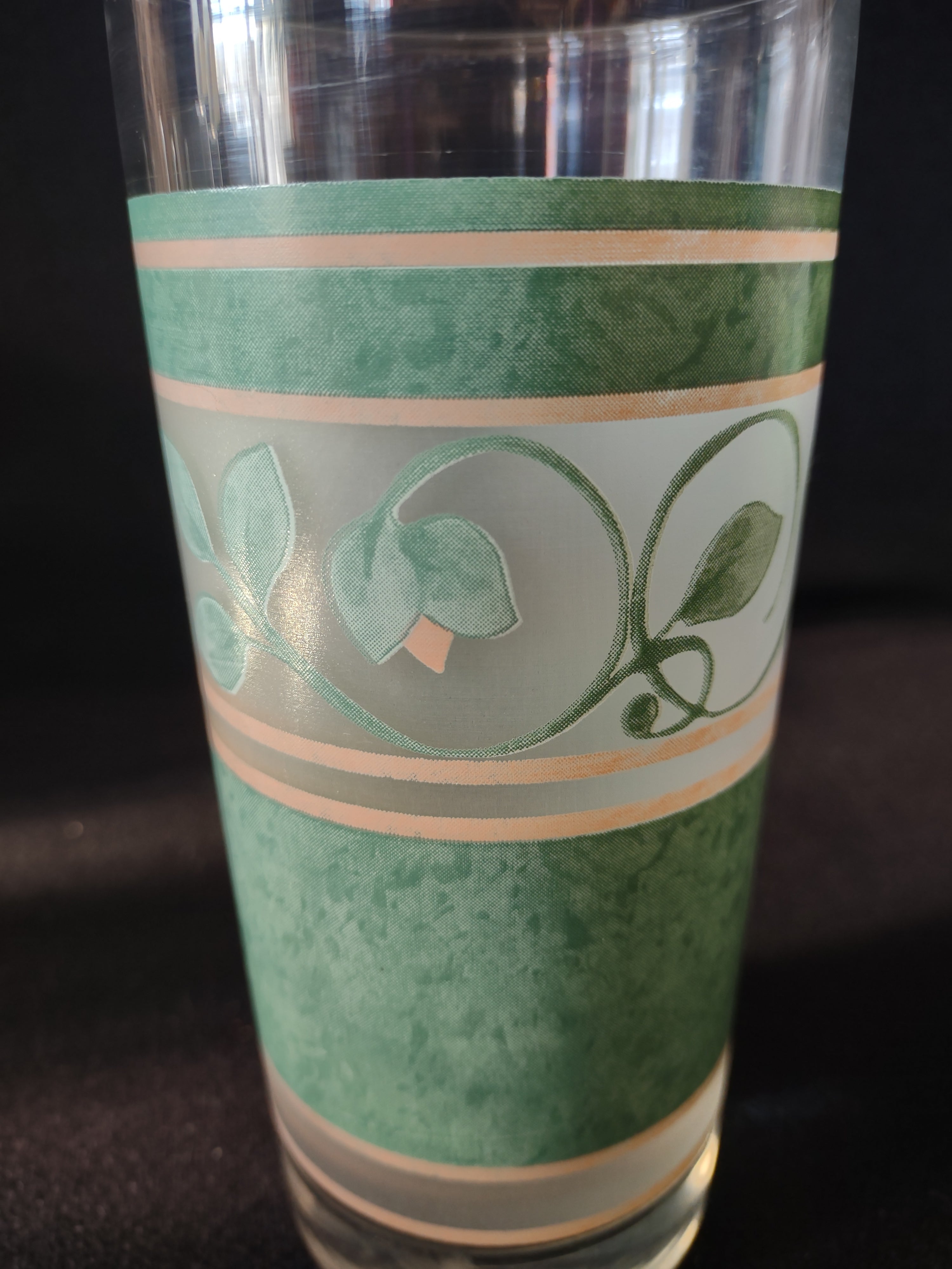 Vintage Pfaltzgraff French Quarter Glass Tumblers Pink Green Set Of 4 (Lot 5095