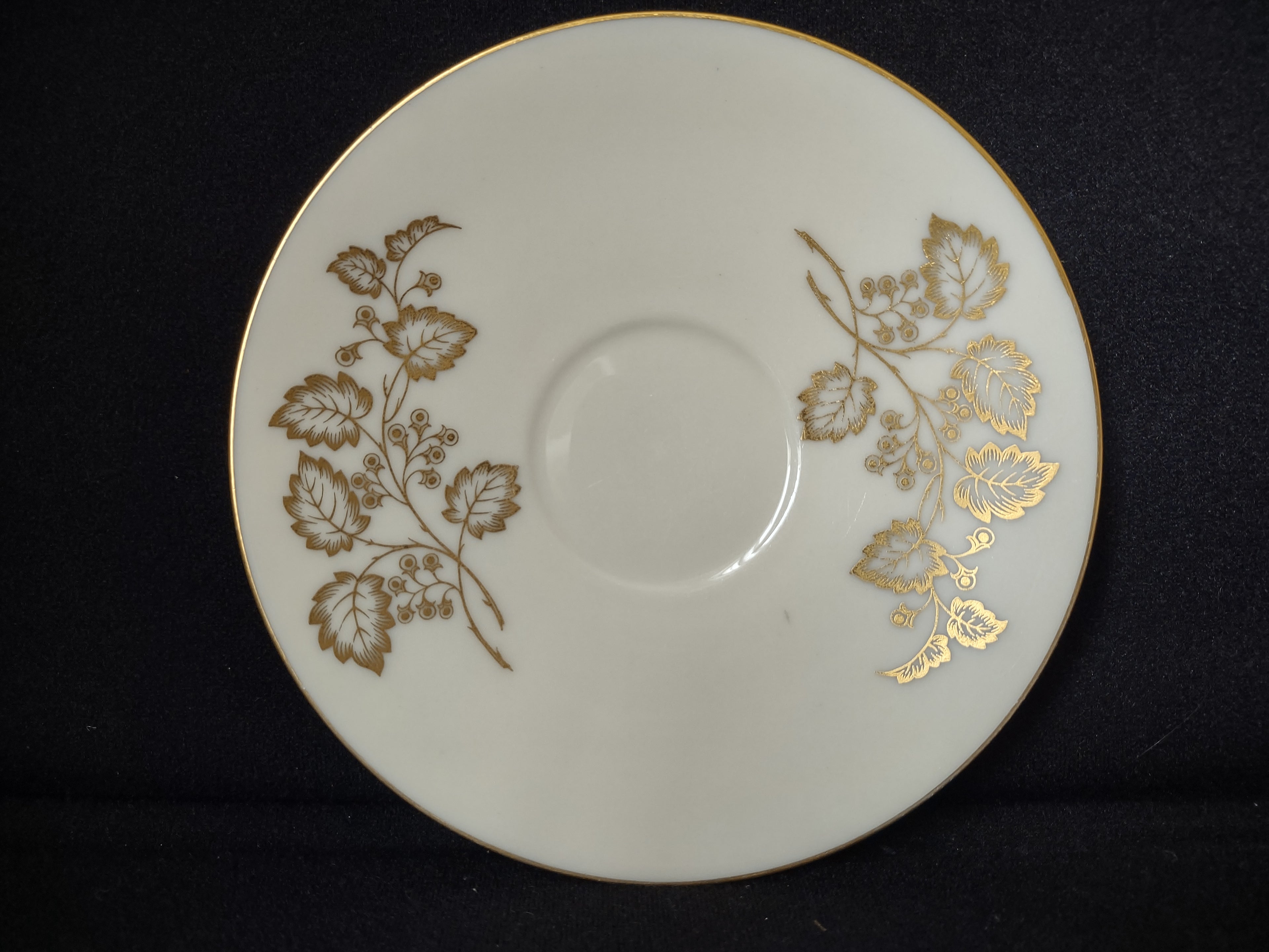Vintage Lenox T-426 Saucer ONLY (lot 1900)