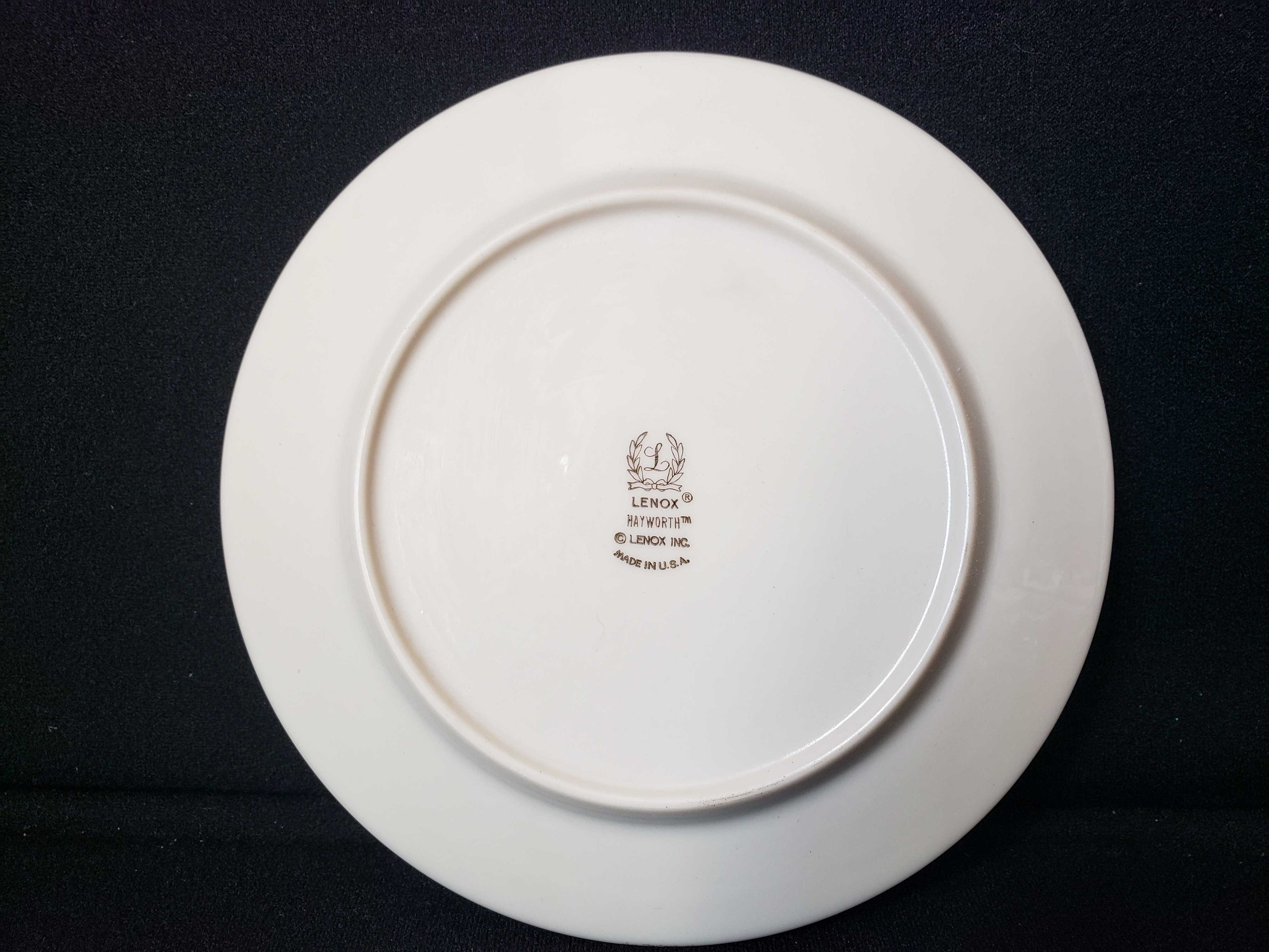 Vintage Lenox Hayworth Bread or Plate Golden Wreath Stamp 6-1/2" (lot 1998)