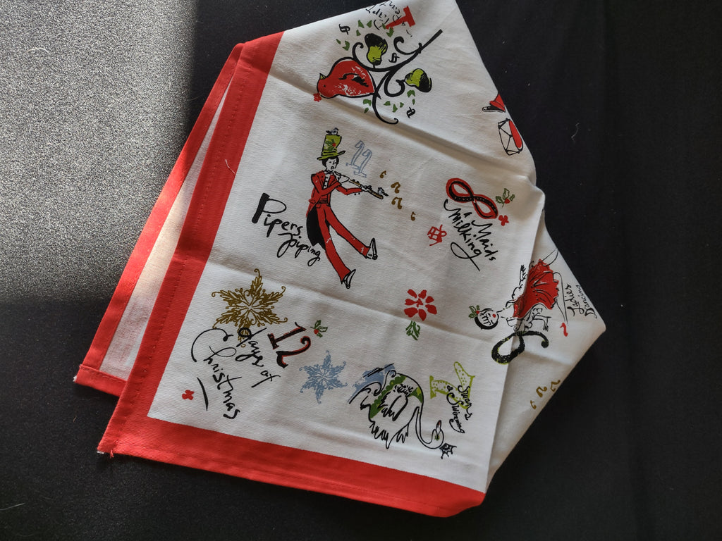 12 Days Of Christmas Lenox 20X13.5 Red Placemats 20X19 Napkins 4 Each (Lot 4317